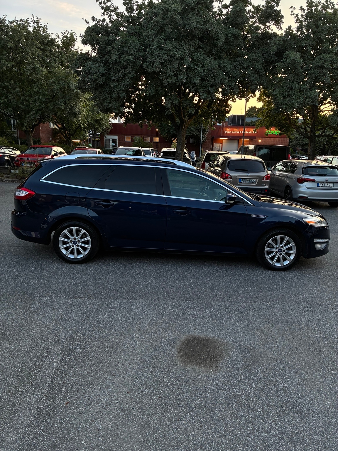 Ford Mondeo Kombi 1.6 TDCi Manuell 2011, kuva 5/9
