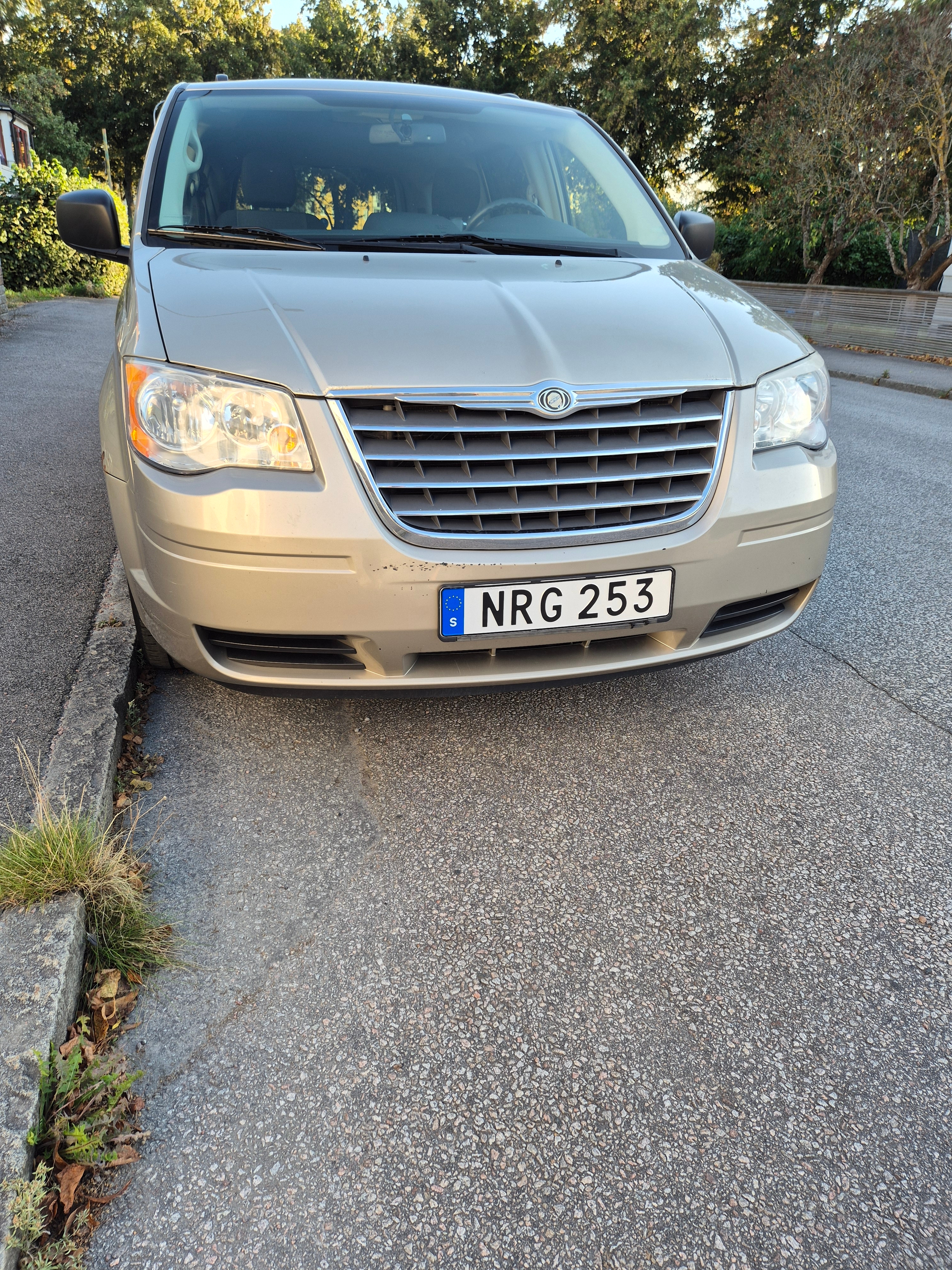 Chrysler Grand Voyager 3.8 V6 Automatisk 2009, bild 3/7