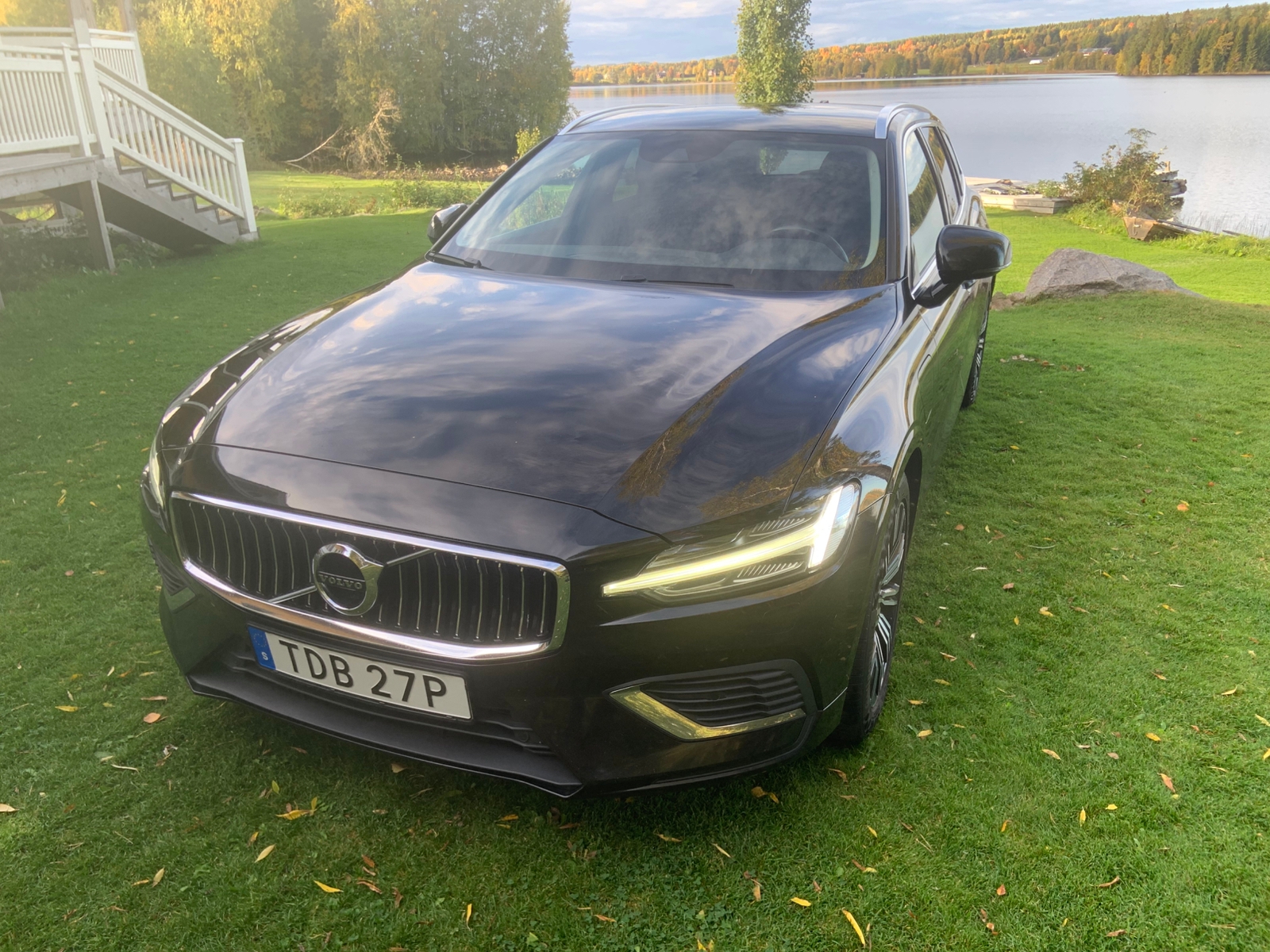 Volvo V60 Recharge T6 AWD Geartronic 2021, kuva 3/7
