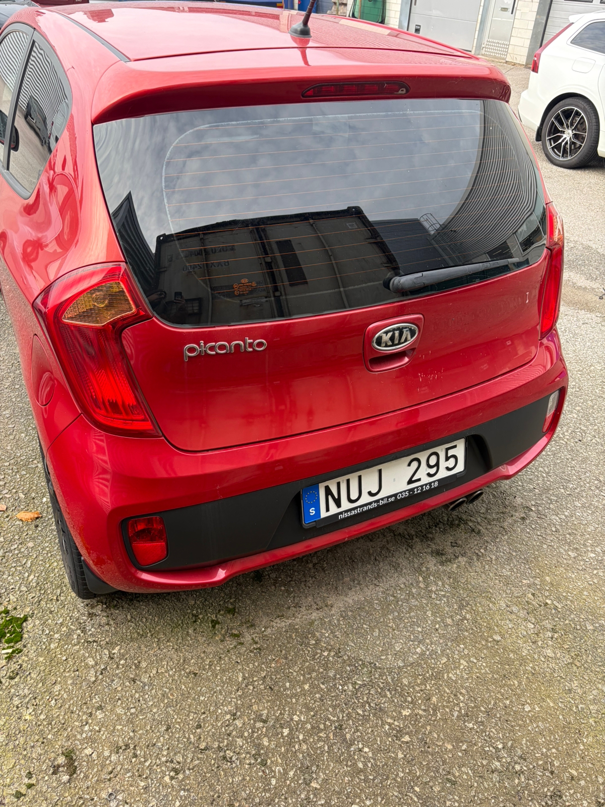 Kia Picanto 3-dörrar 1.0 MPI Manuell 2012, bild 3/7