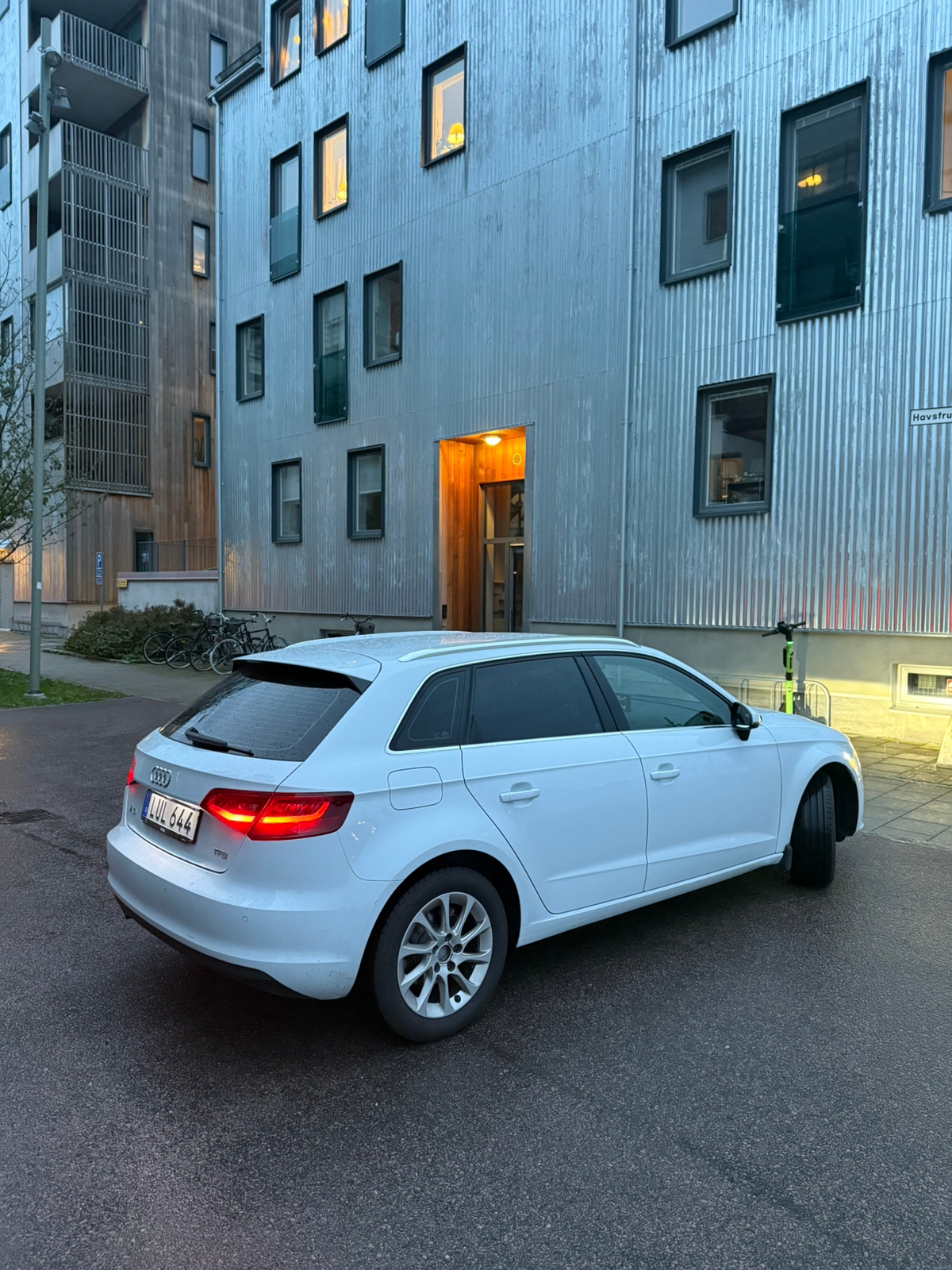 Audi A3 Sportback 1.2 TFSI Manuell 2015, bild 5/10