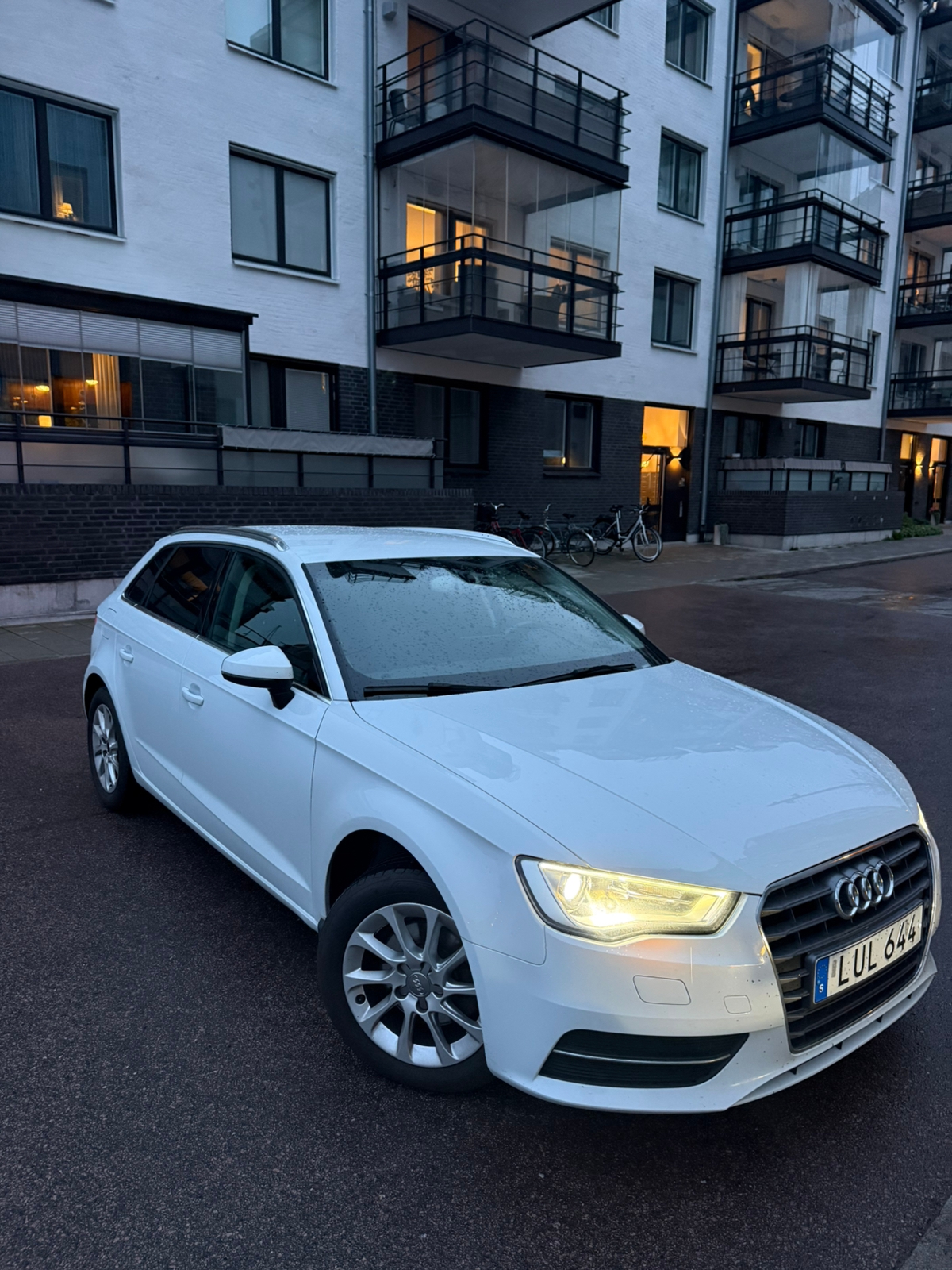 Audi A3 Sportback 1.2 TFSI Manuell 2015, bild 3/10