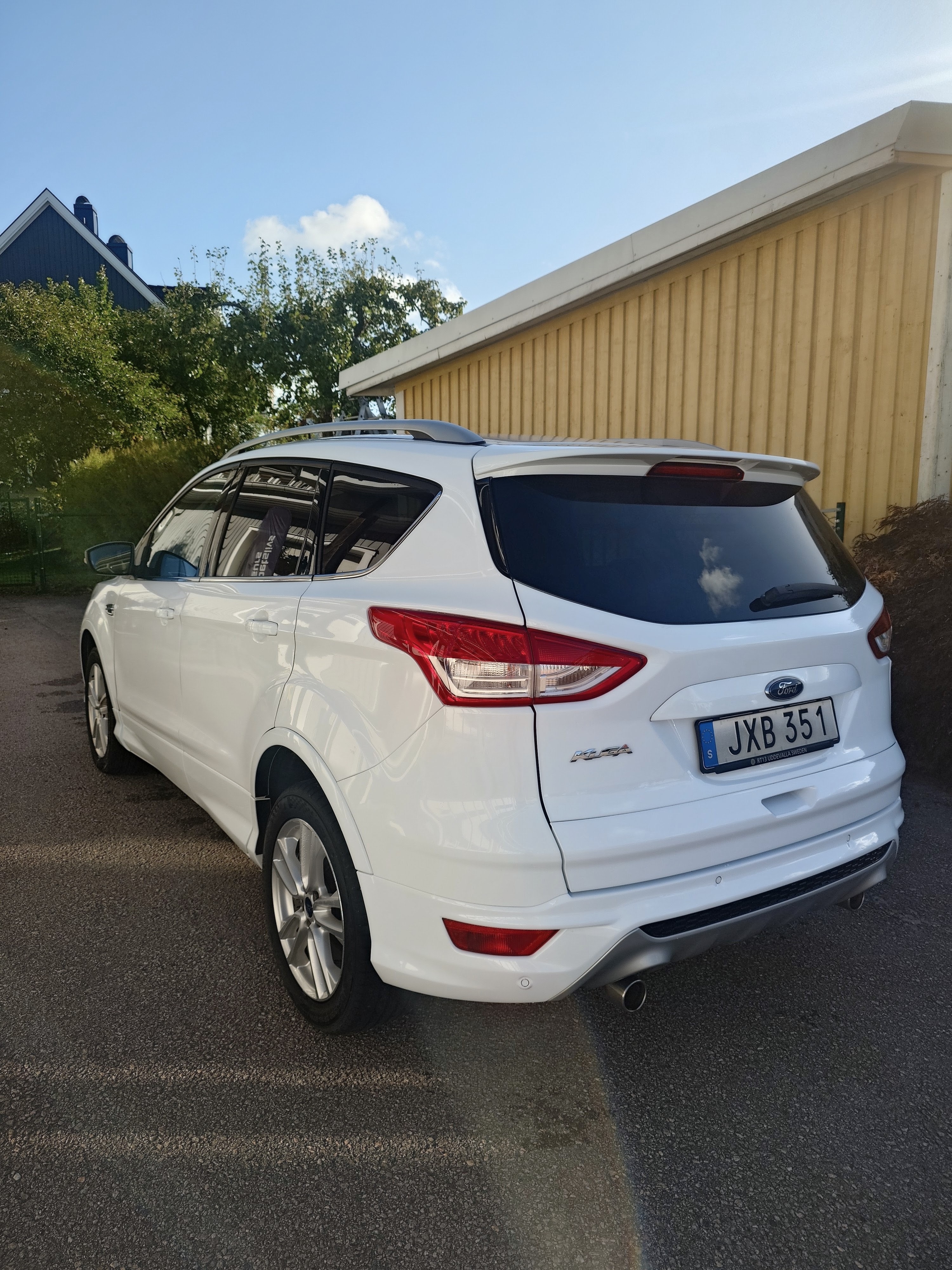 Ford Kuga 2.0 TDCi AWD Powershift 2015, bild 4/8