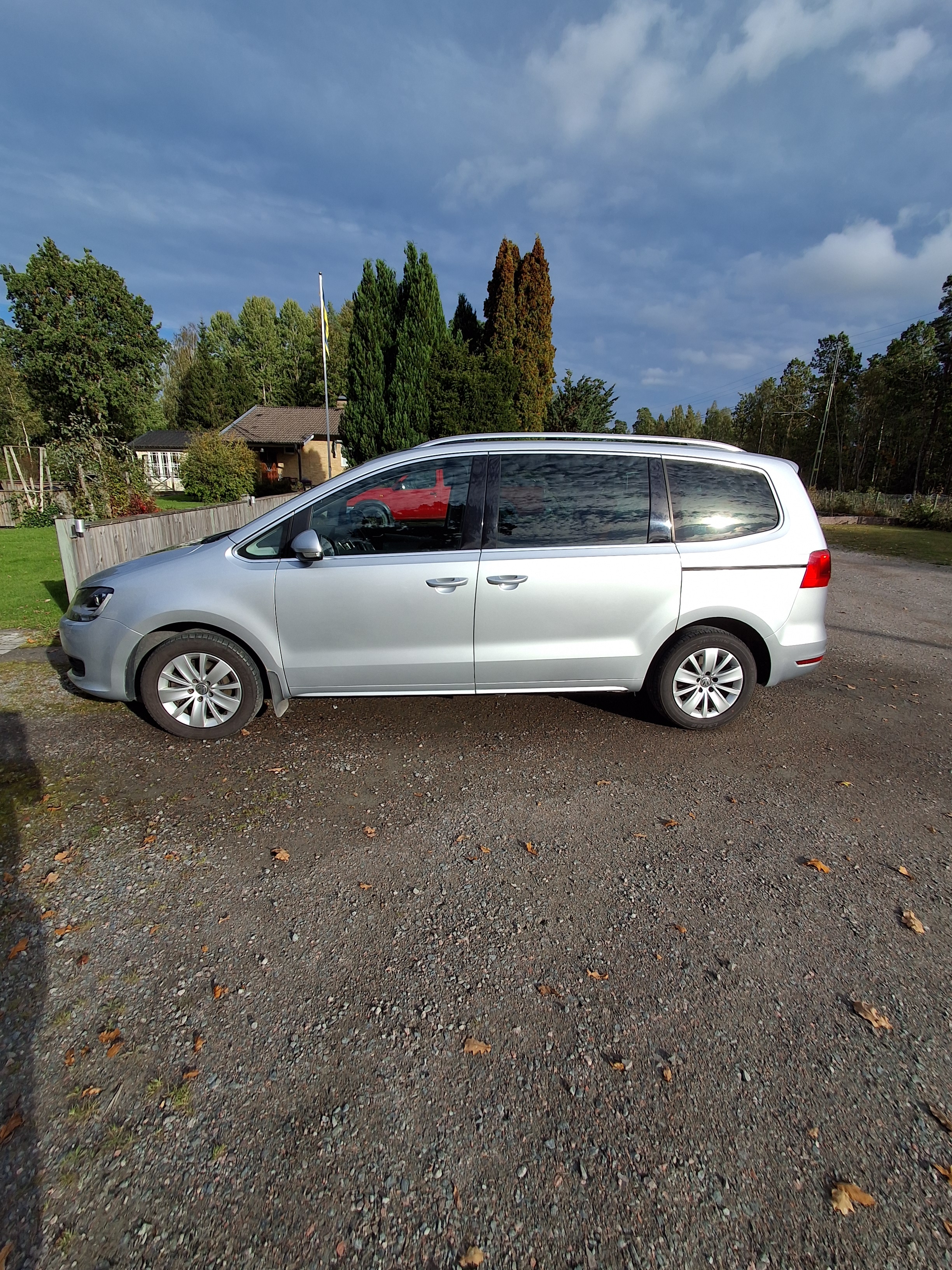Volkswagen Sharan 2013, bild 7/10