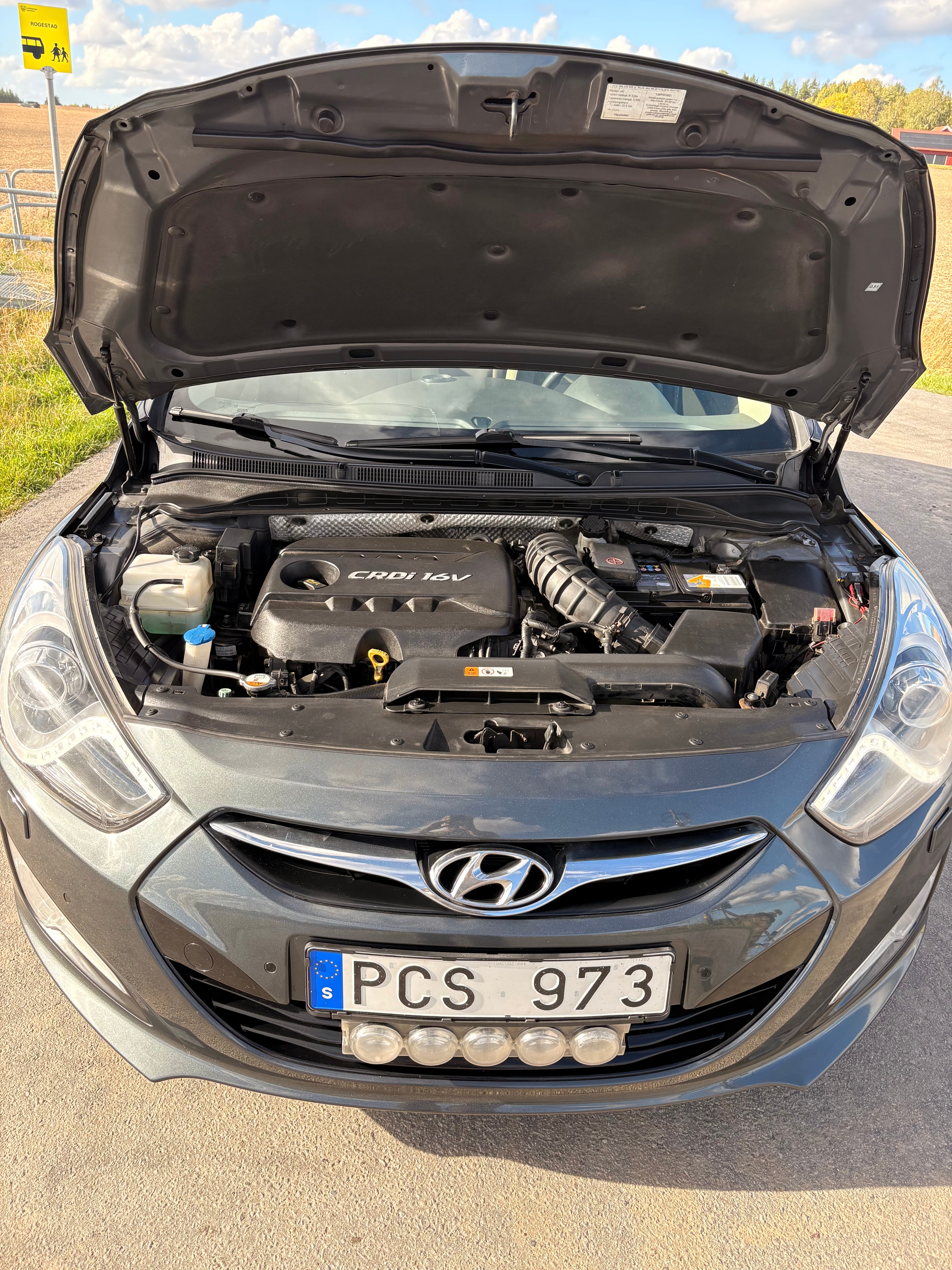 Hyundai i40 cw 1.7 CRDi Manuell 2012, bild 7/8