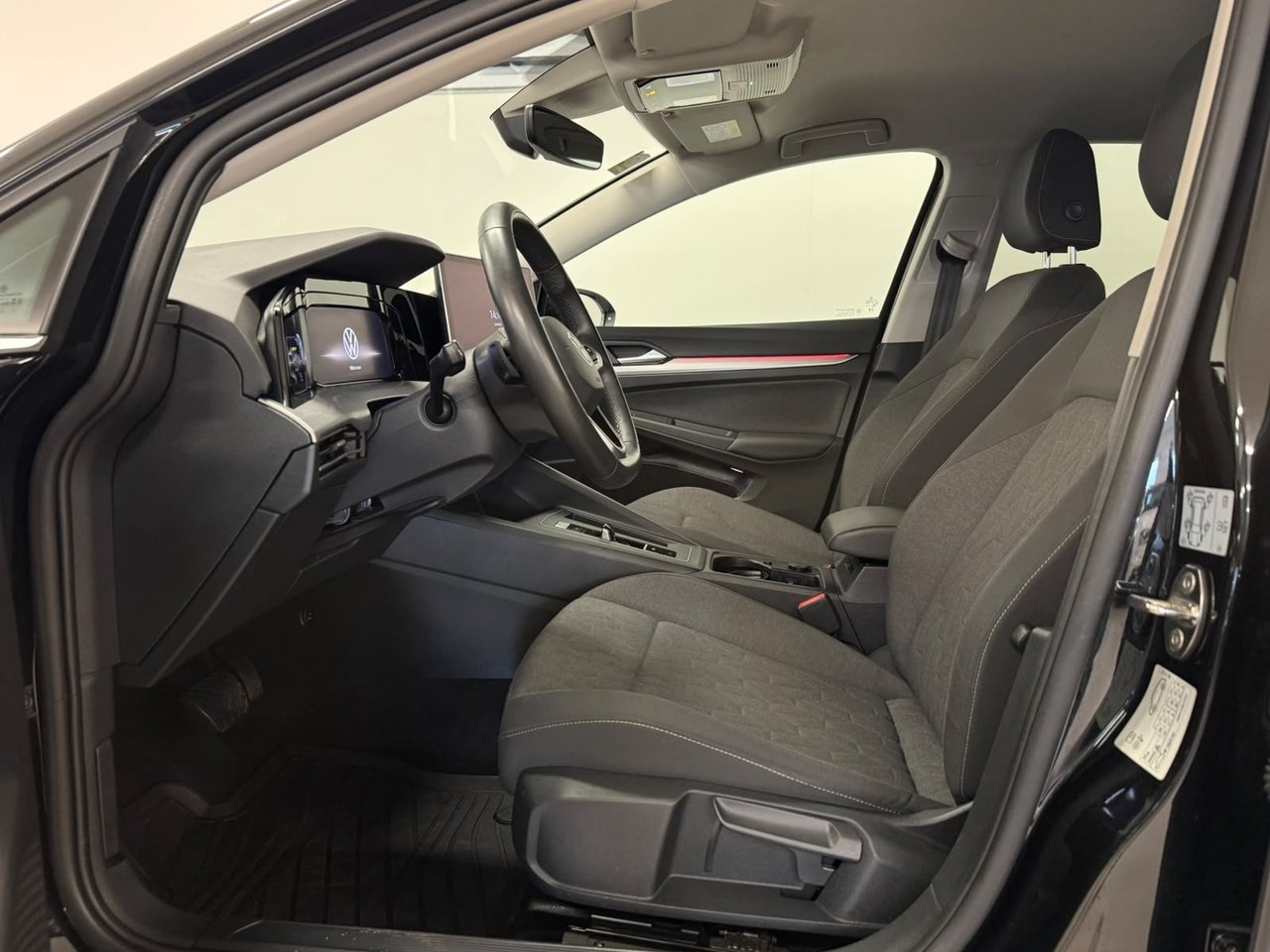 Volkswagen Golf 2025, bild 5/10