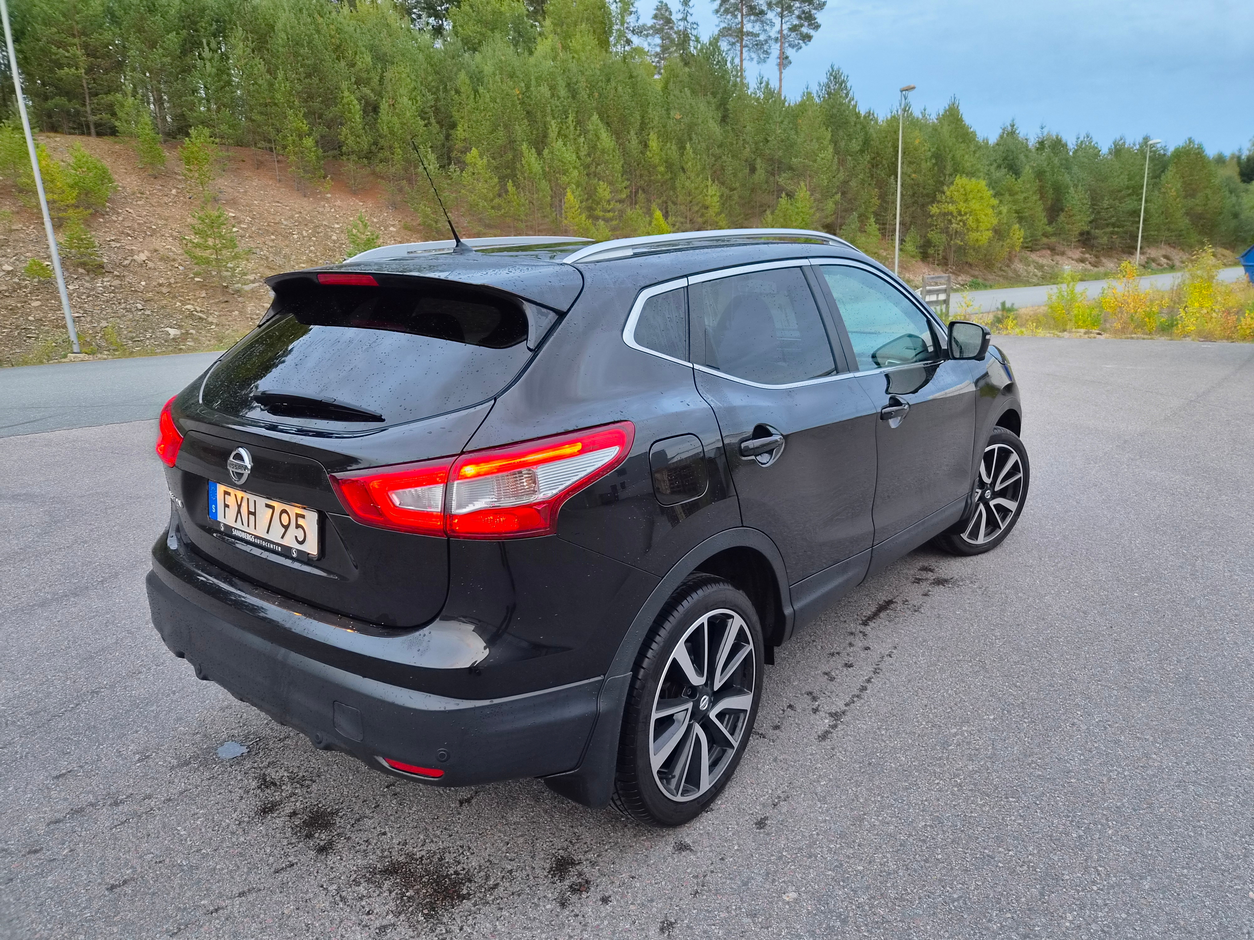 Nissan Qashqai 1.2 DIG-T Manuell 2017, photo 4/5