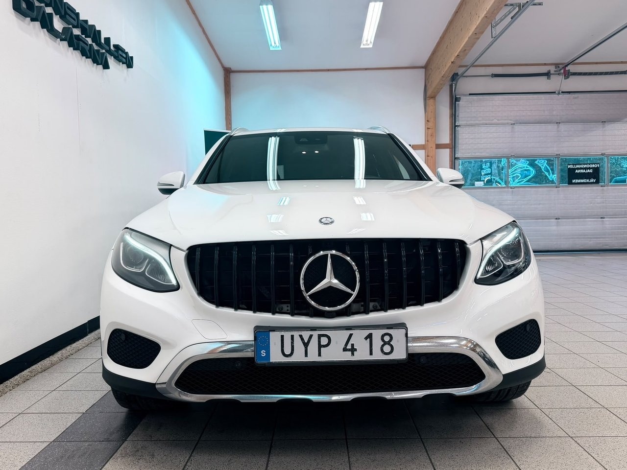 Mercedes-Benz GLC 2017, bild 2/10