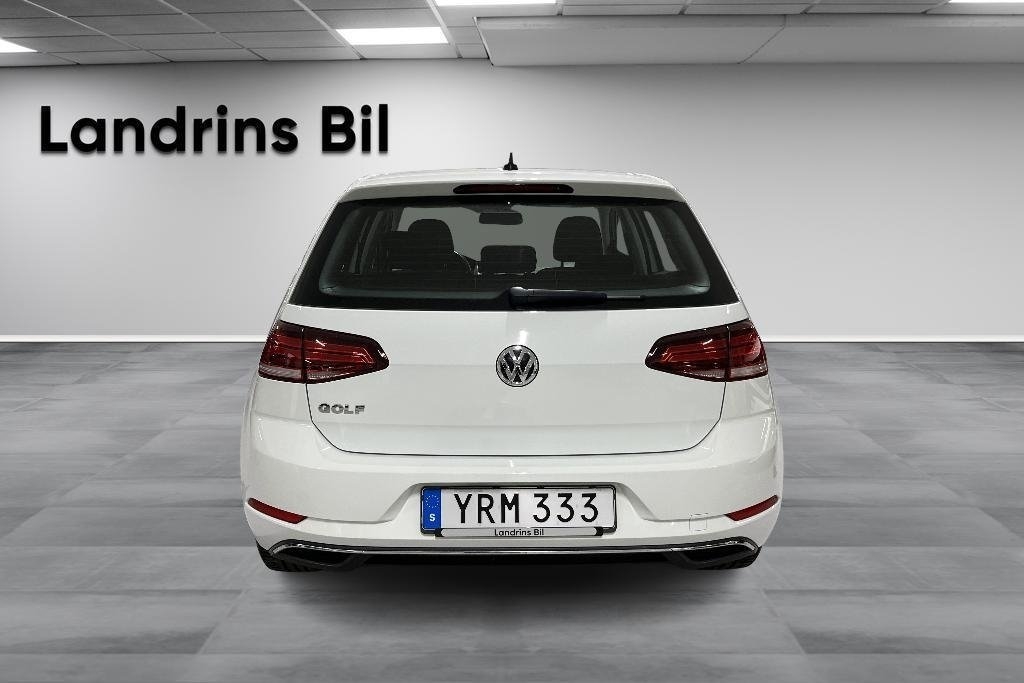 Volkswagen Golf 5-dörrar 1.0 TSI Base 2019, bild 5/10