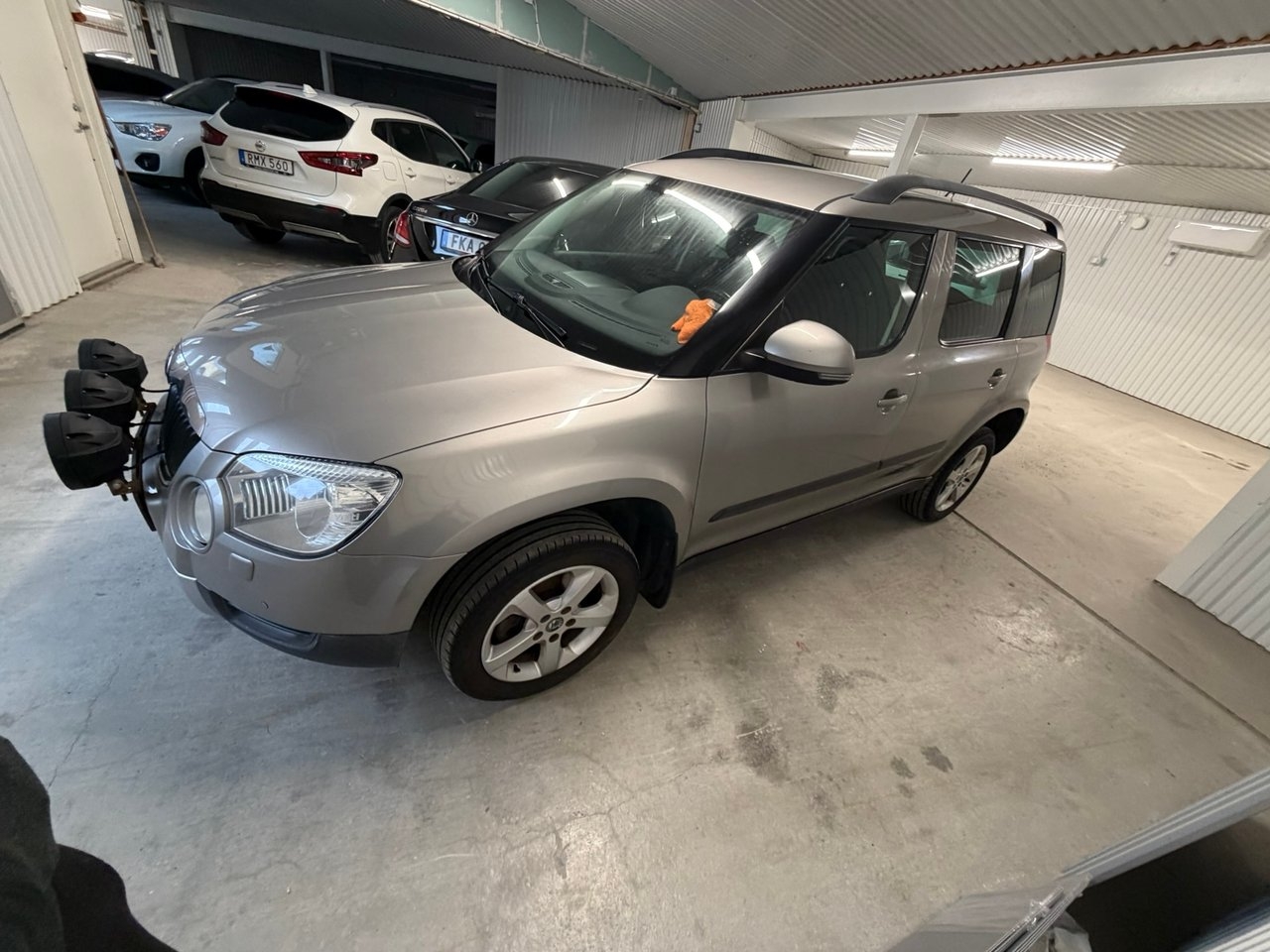 Skoda Yeti 2.0 TDI 4x4 Experience Euro 5 2013, bild 2/5