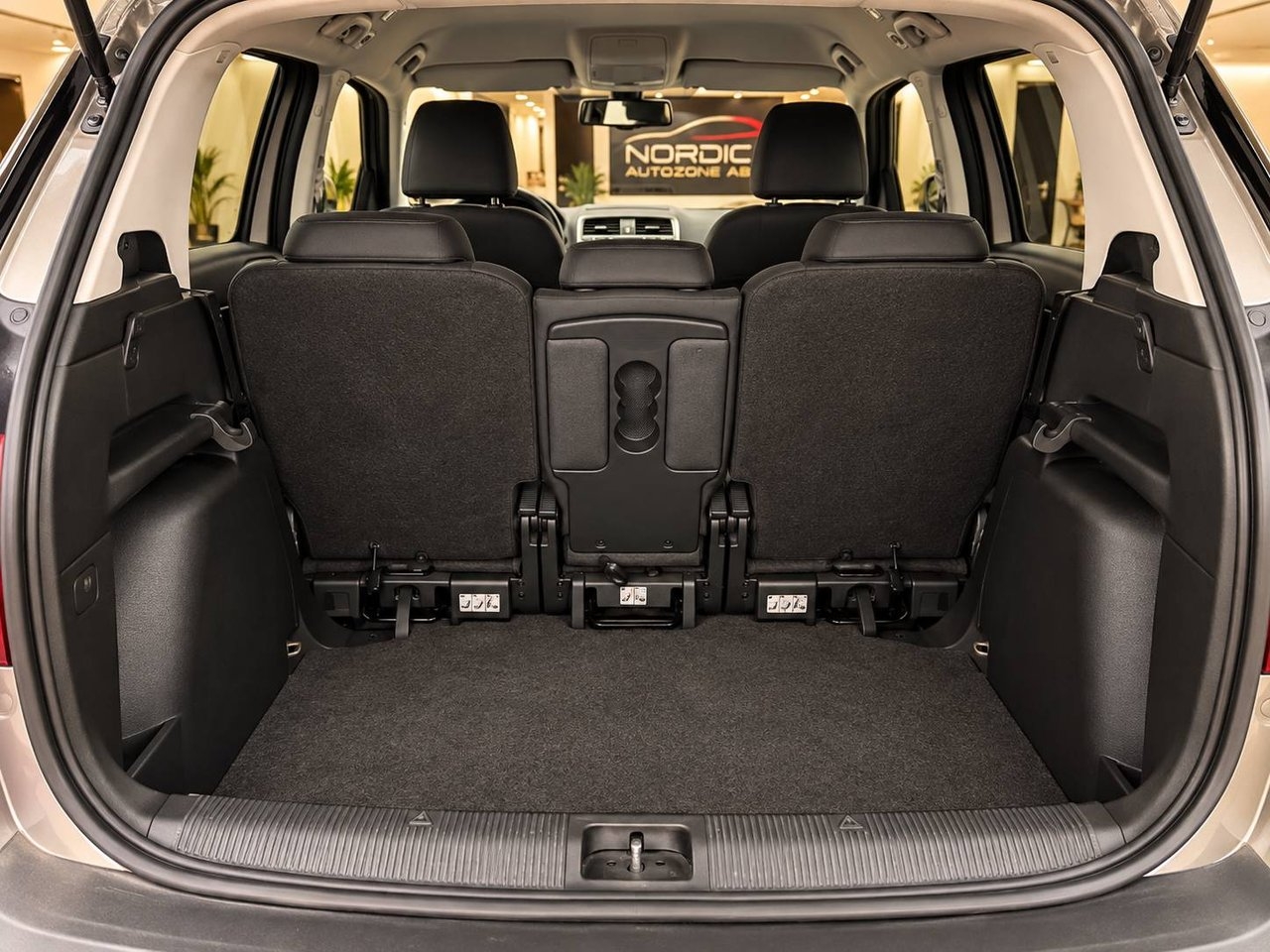 Skoda Yeti 2.0 TDI 4x4 Experience Euro 5 2013, bild 4/5