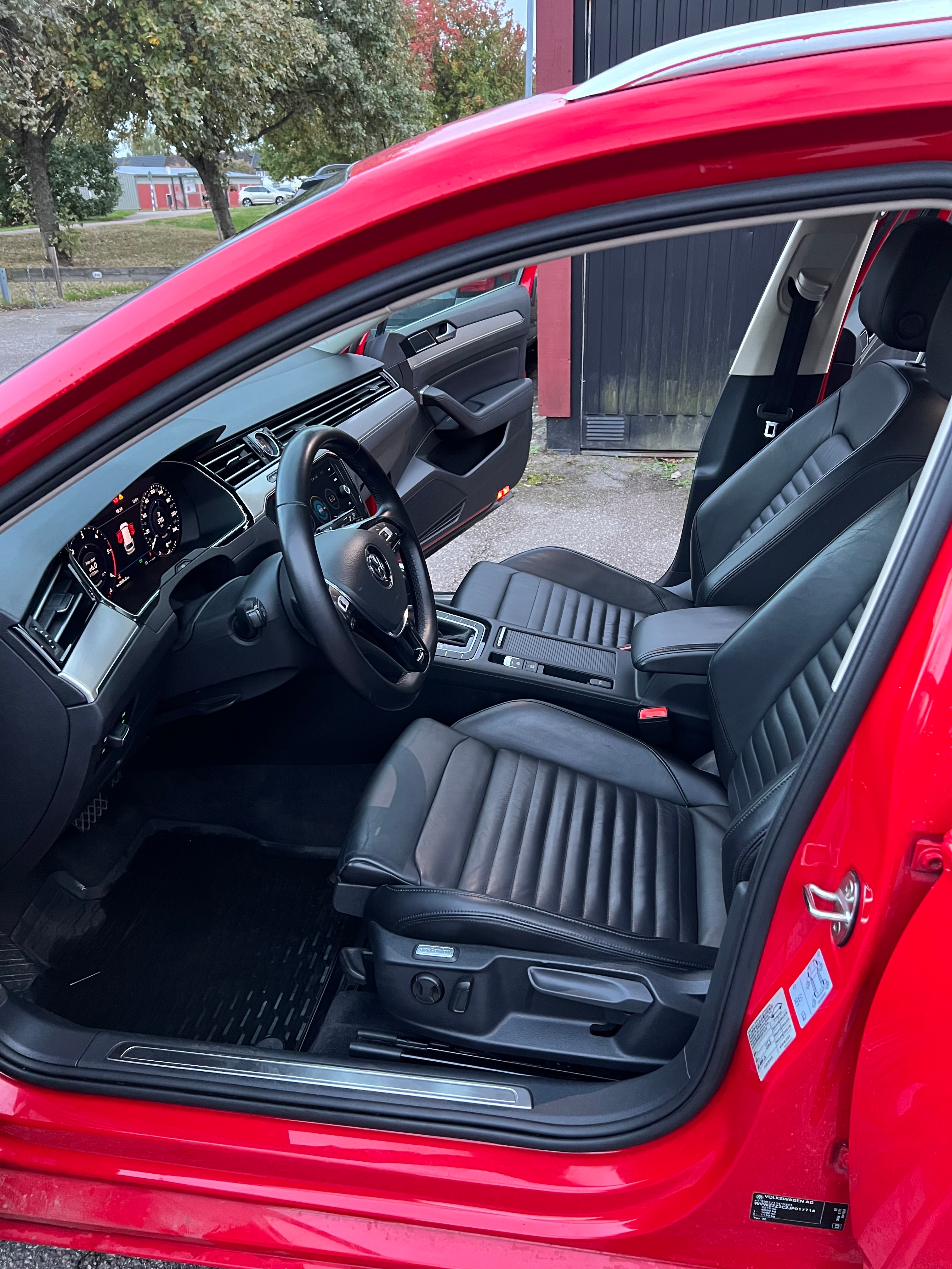 Volkswagen Passat 2018, bild 7/10