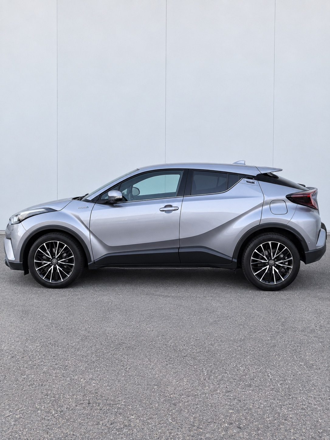 Toyota C-HR Hybrid CVT 2018, bild 3/5
