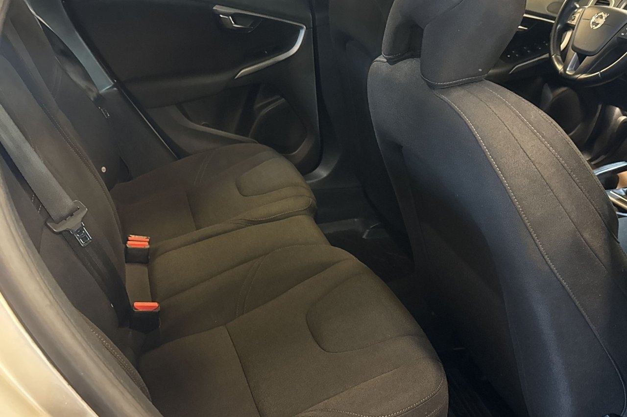 Volvo V40 2013, bild 6/10