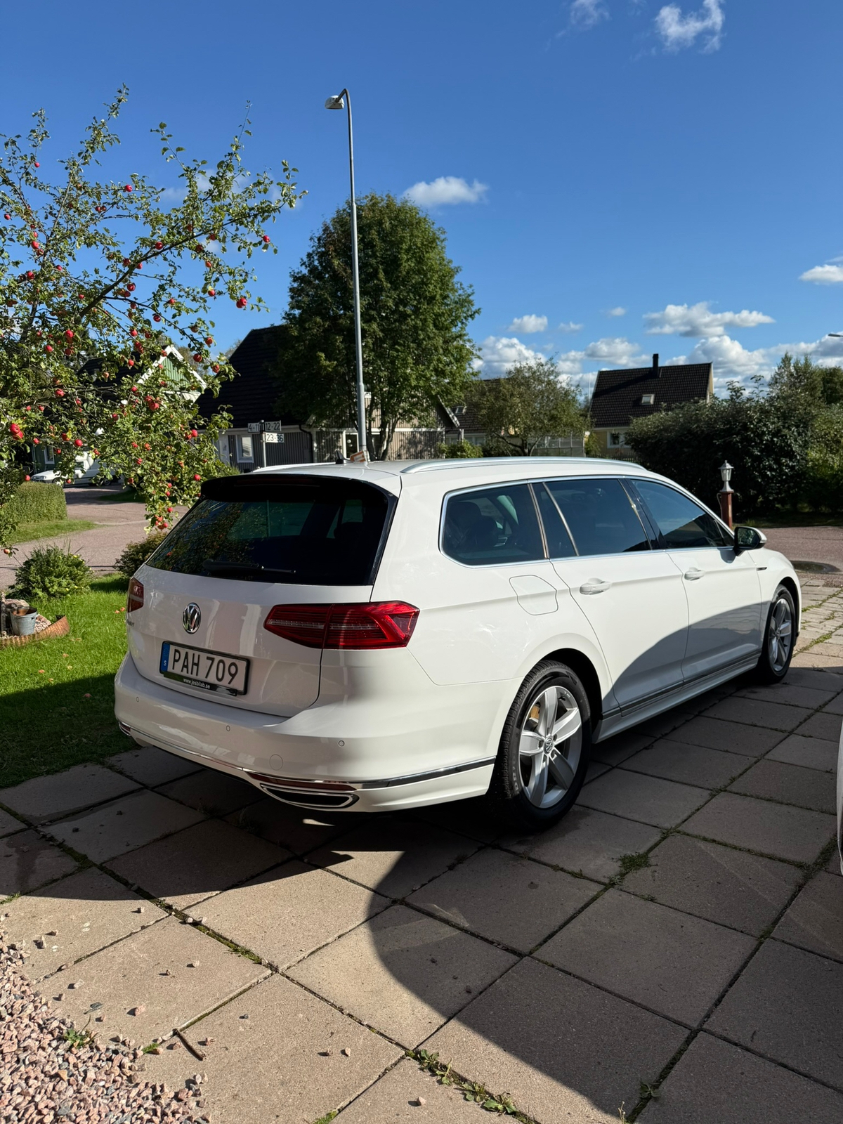 Volkswagen Passat 2.0 TDI 4Motion R-line 2018, bild 5/10