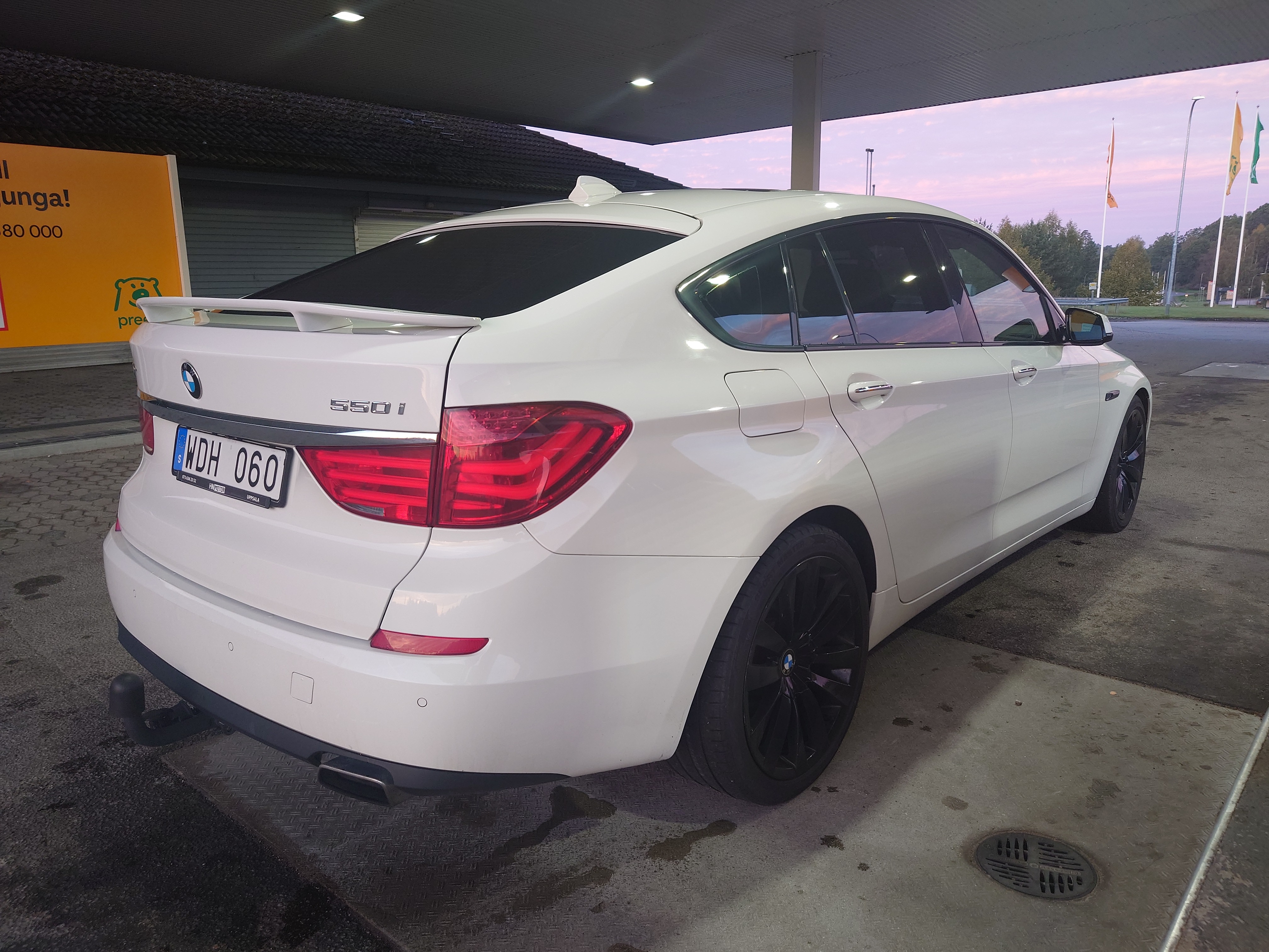 BMW 550 i Gran Turismo Steptronic 2010, kuva 3/10