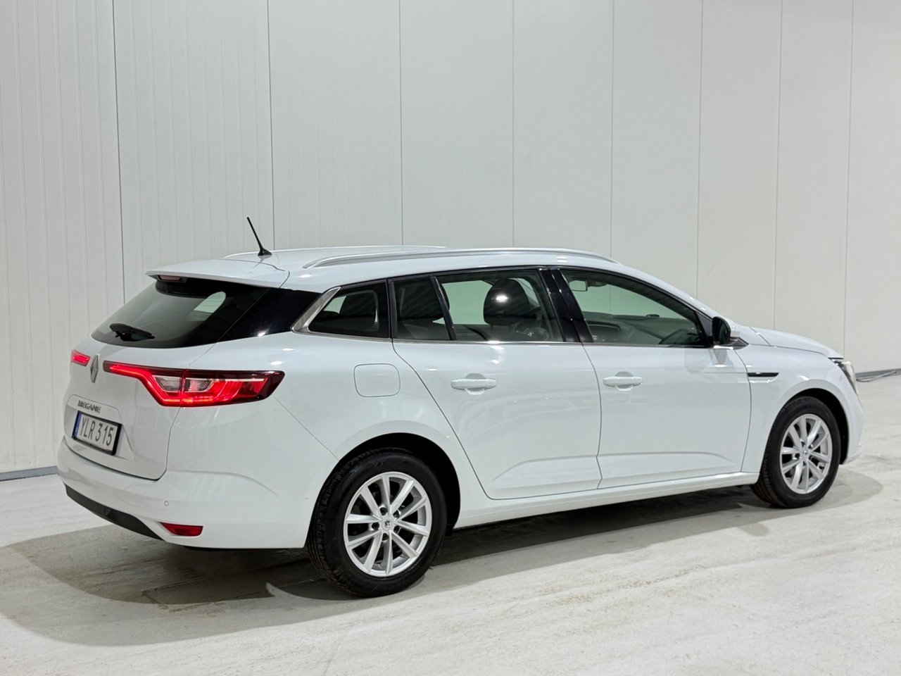Renault Megane 2017, kuva 4/10