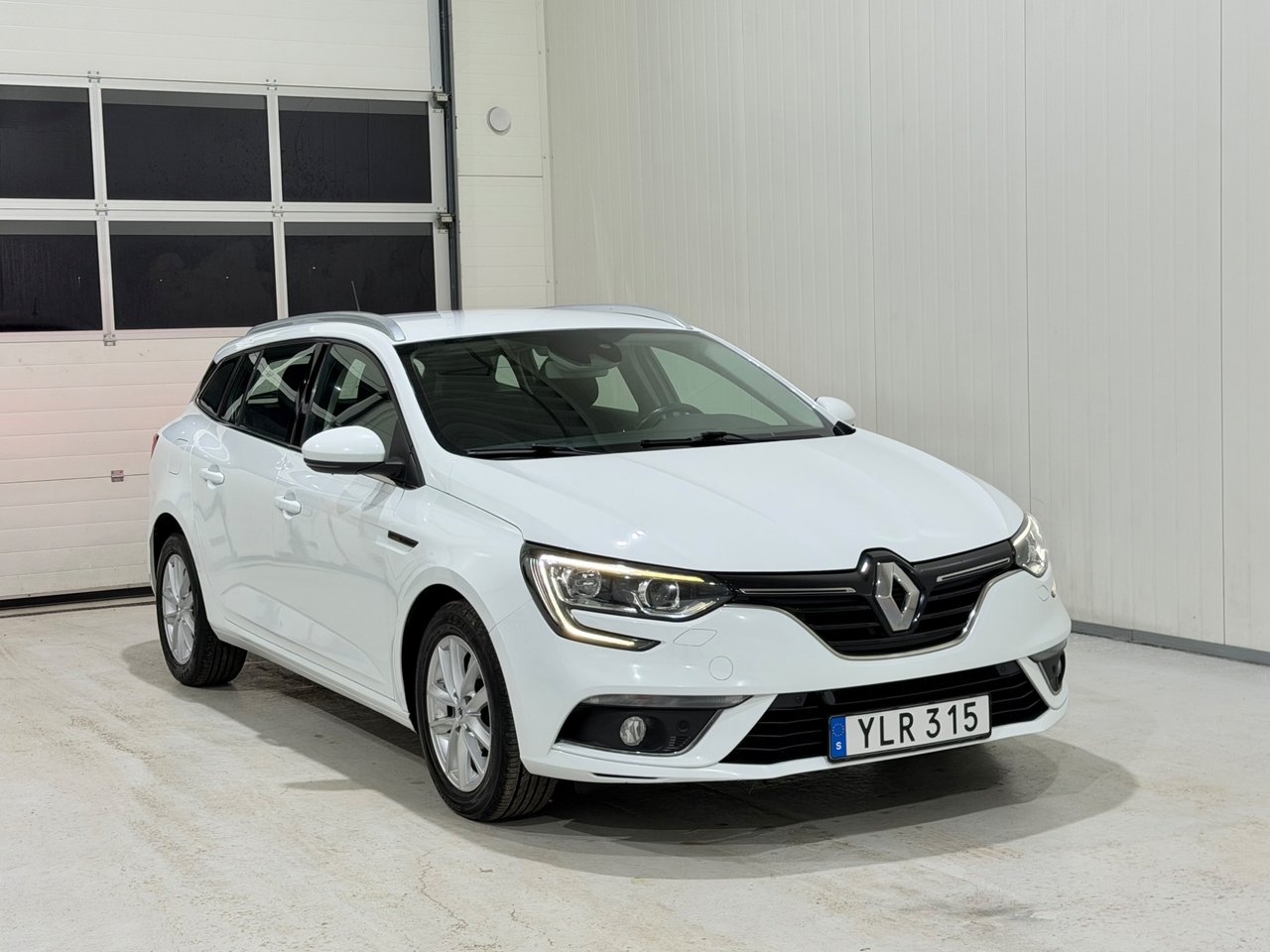 Renault Megane 2017, kuva 6/10