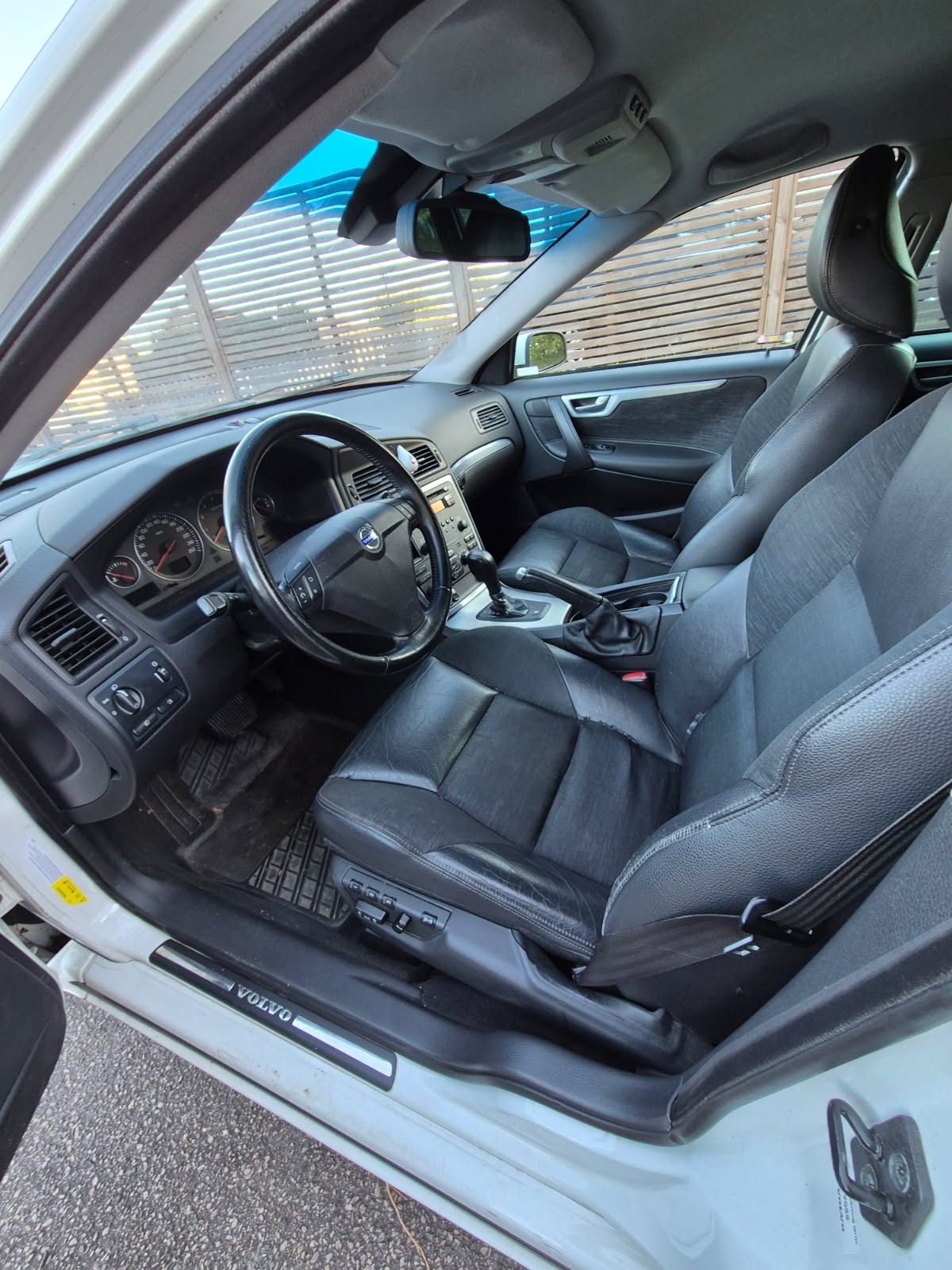 Volvo V70 2.5T Geartronic 2006, kuva 5/5