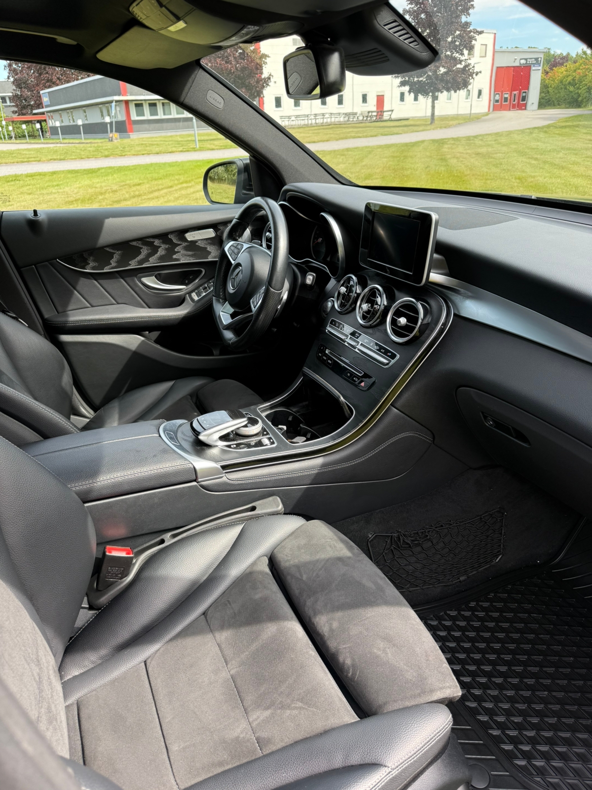 Mercedes-Benz GLC 220 d 4MATIC 9G-Tronic 2018, bild 3/7