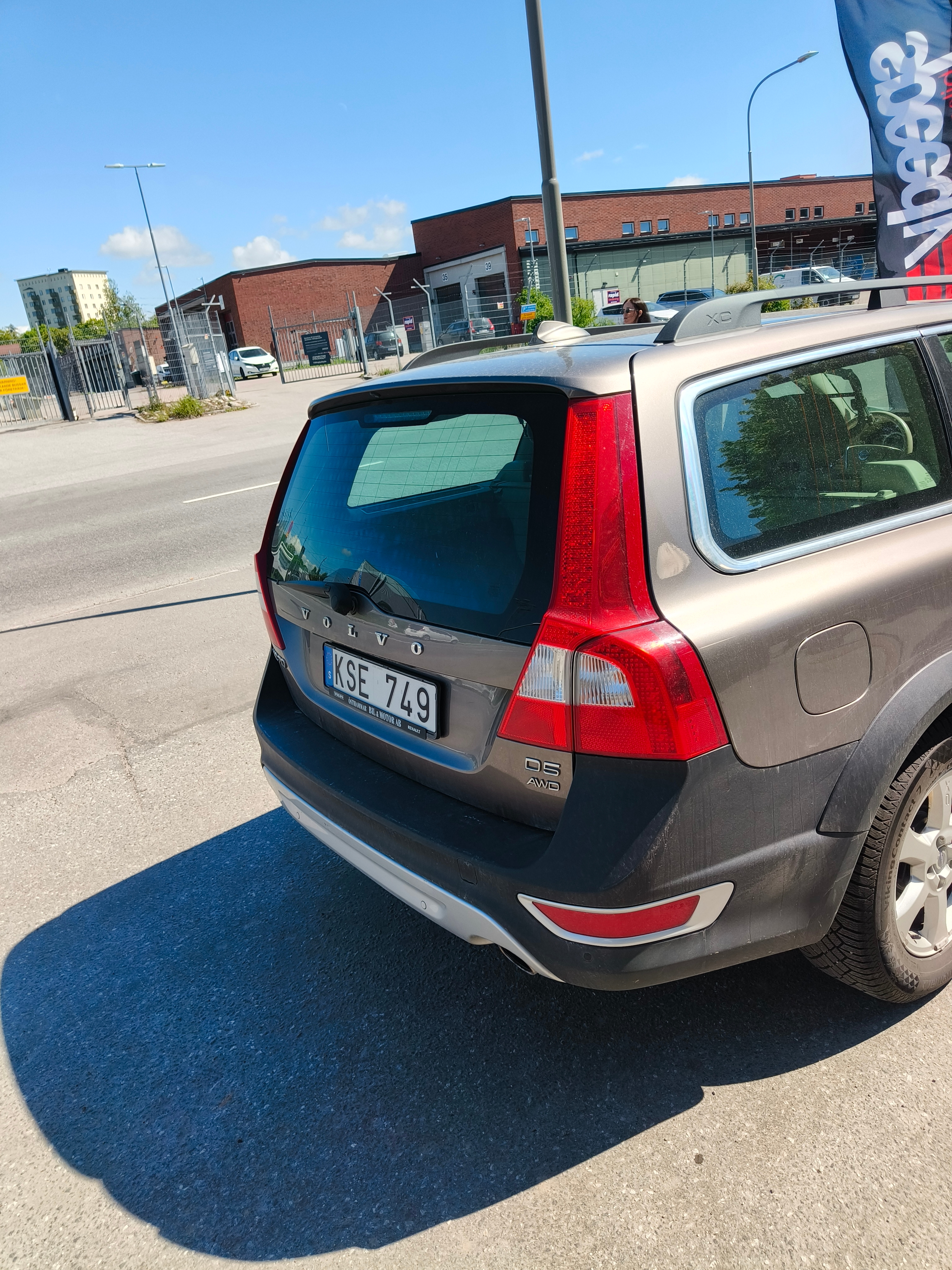 Volvo XC70 D5 AWD Geartronic 2011, photo 3/10