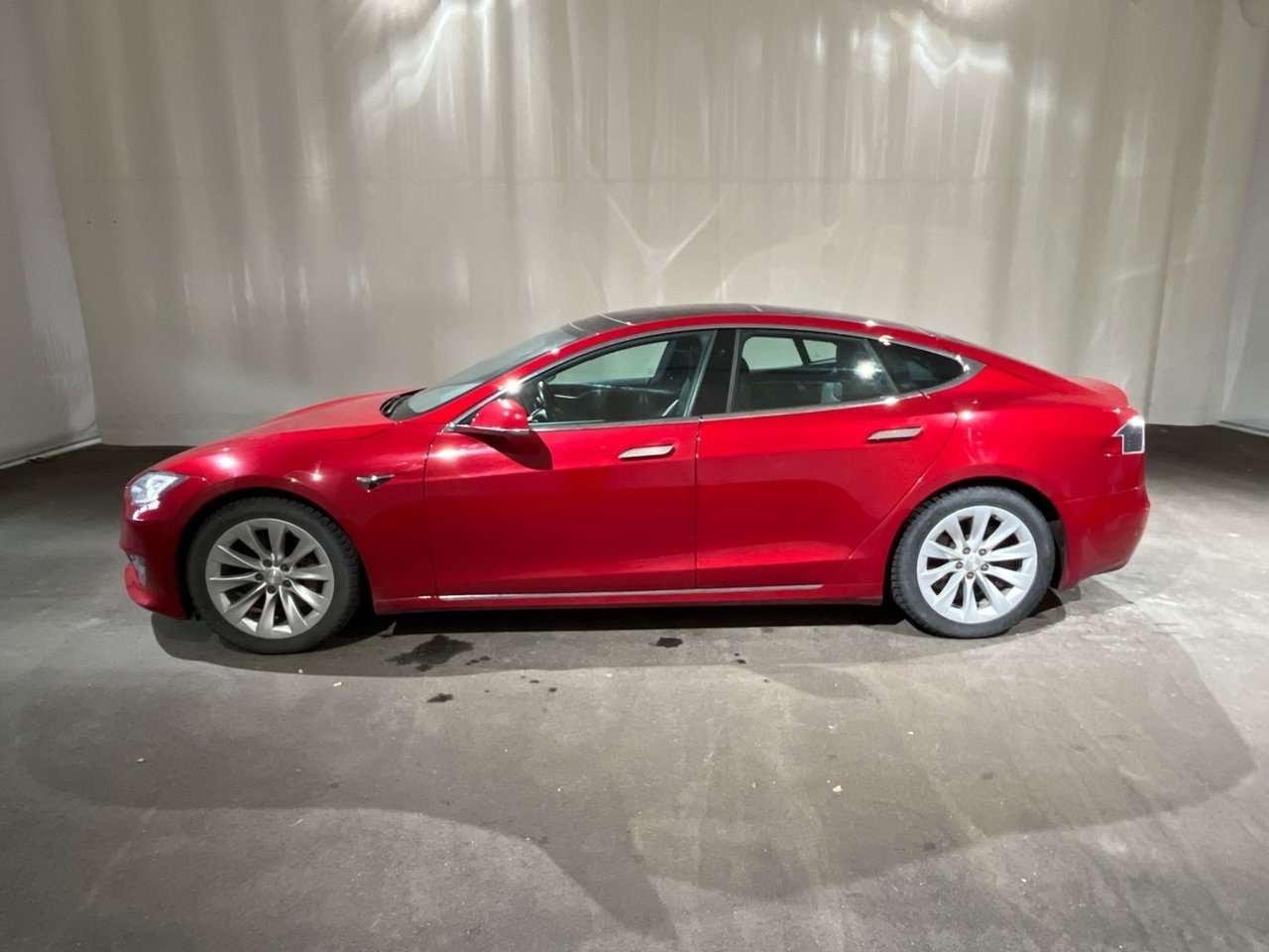 Tesla Model S 75D 525hk AWD 2017, bild 4/9