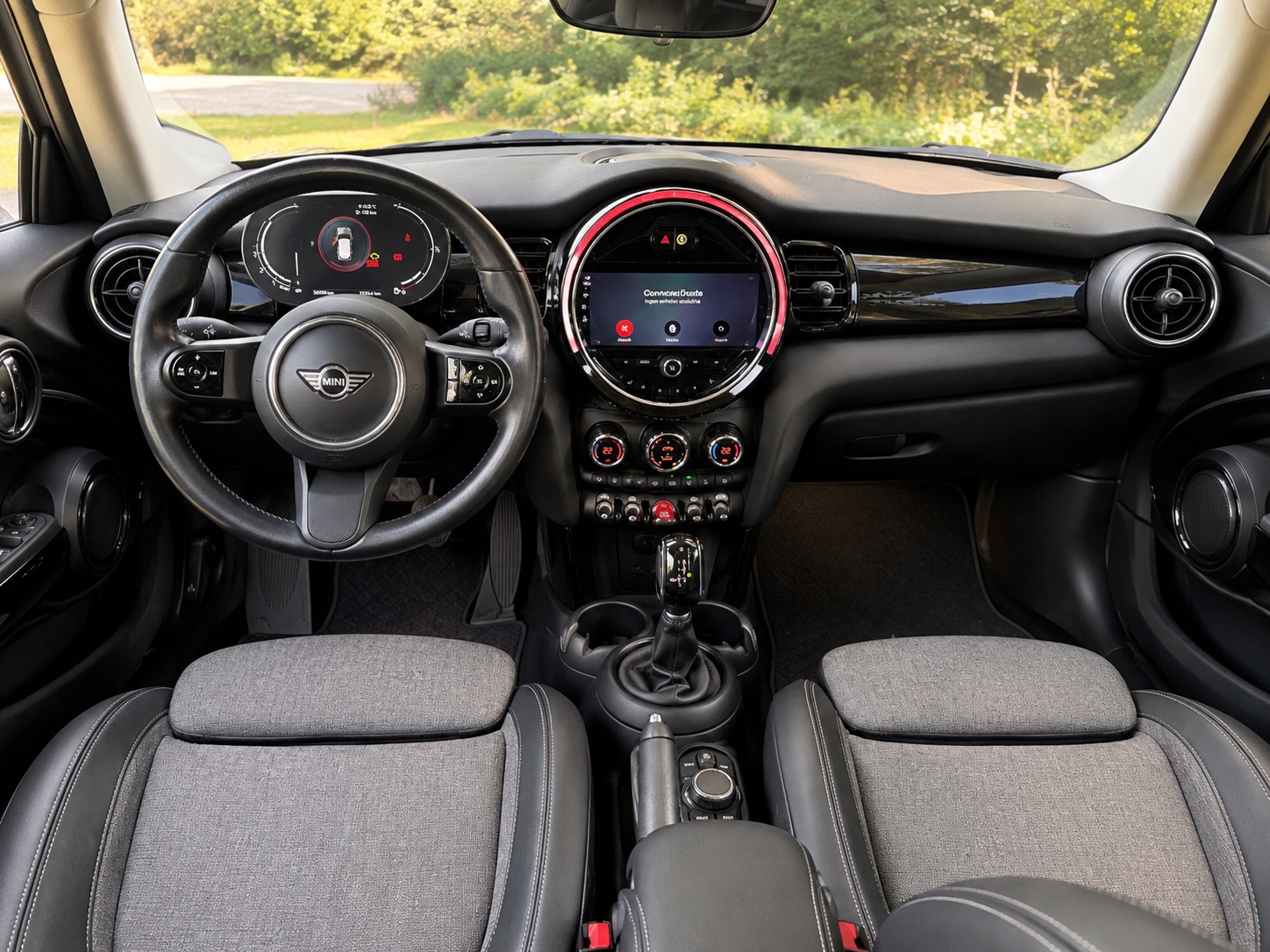 MINI Cooper 5-dörrars Steptronic 2022, kuva 2/10