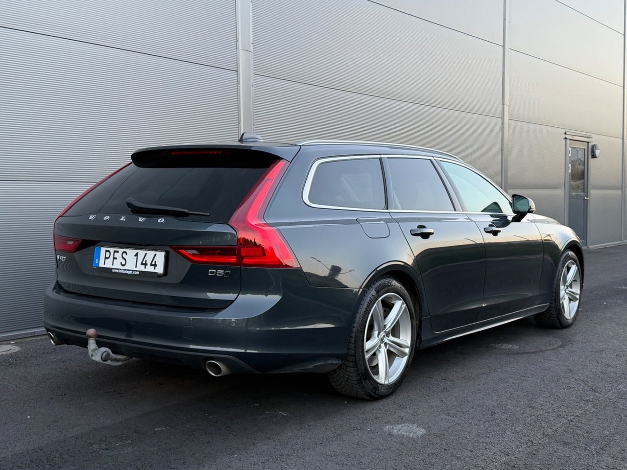 Volvo V90 D5 AWD PRO EDITION HEADUP 2019, bild 7/16