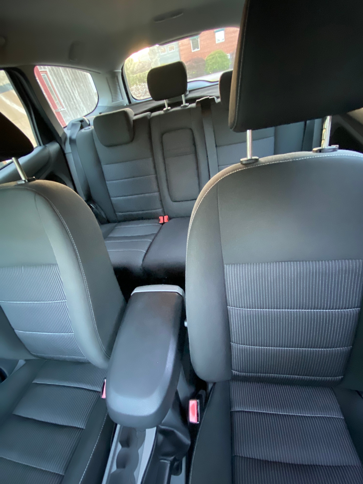 Ford Focus Kombi 1.8 Flexifuel Manuell 2008, bild 5/10