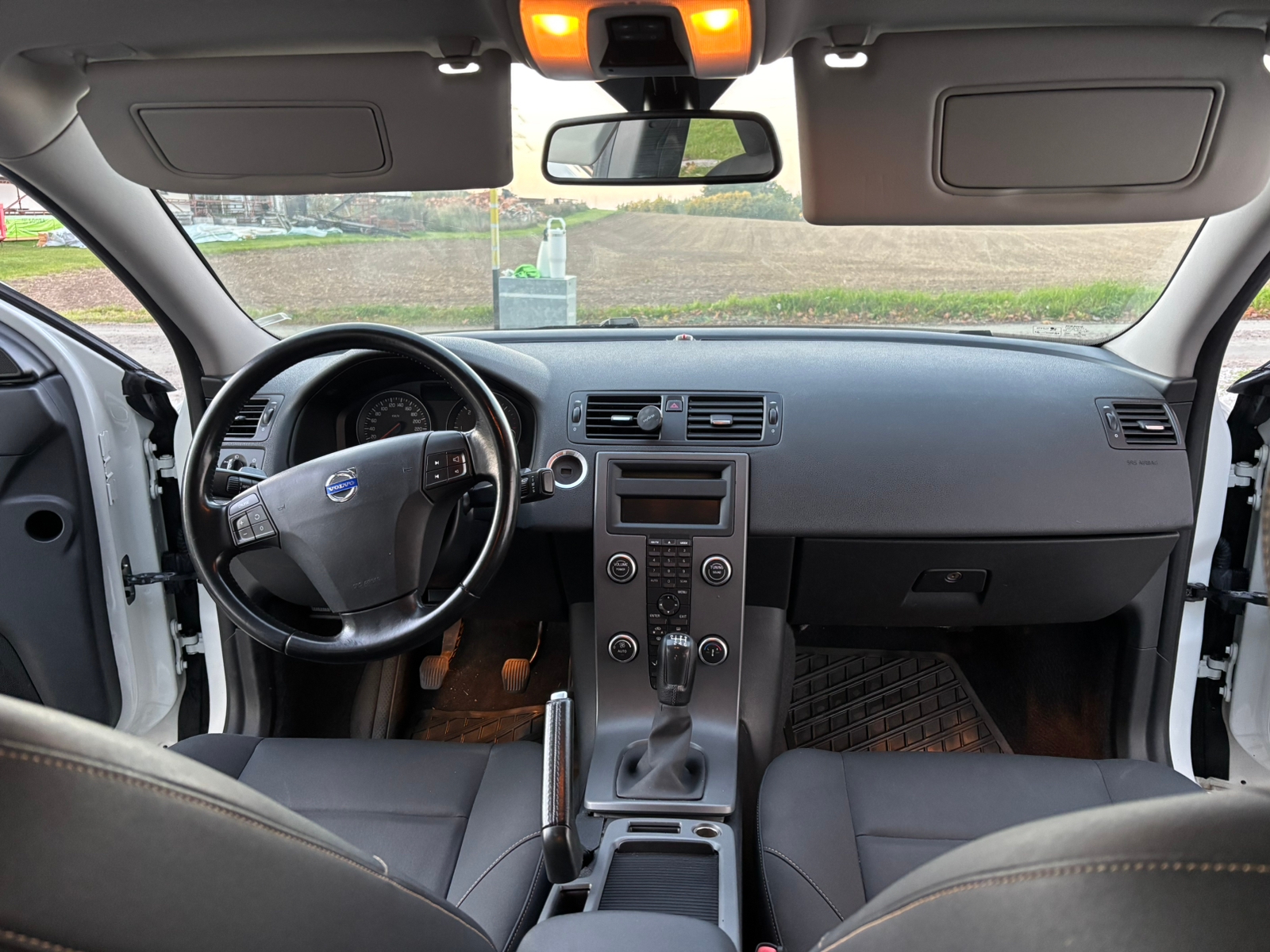 Volvo S40 D2 Manuell 2011, photo 2/8