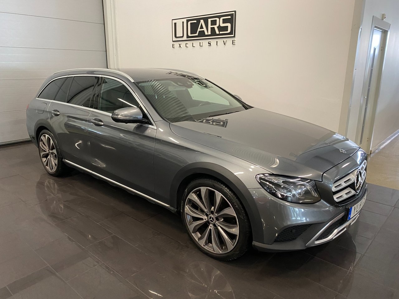 Mercedes-Benz E