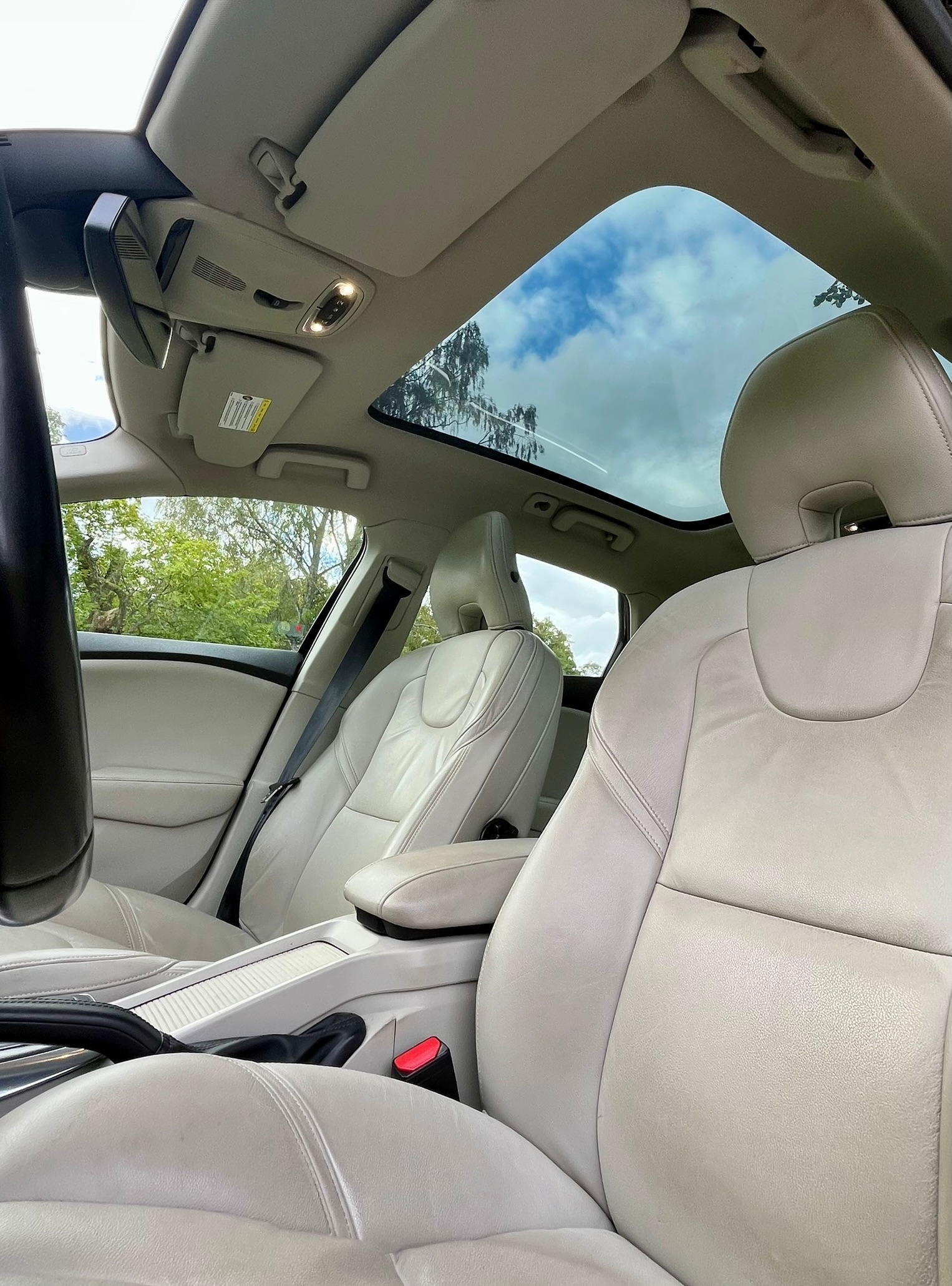 Volvo V40 D4 Summum - Geartronic 2013, photo 6/10
