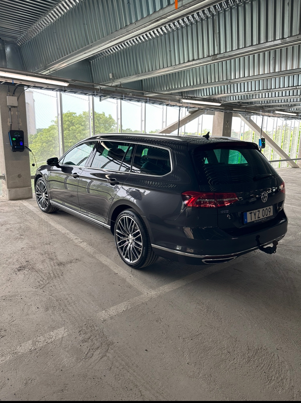 Volkswagen Passat 2018, bild 2/8