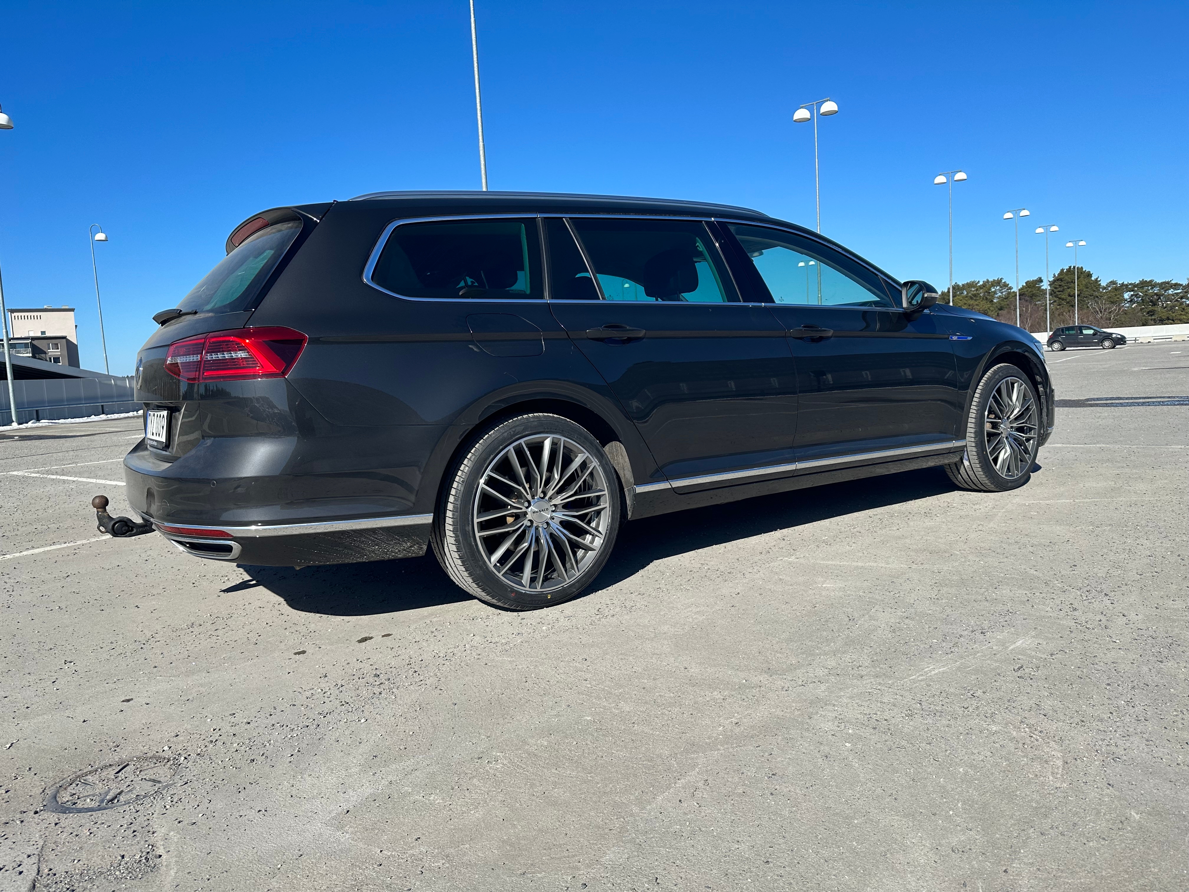 Volkswagen Passat 2018, bild 5/8