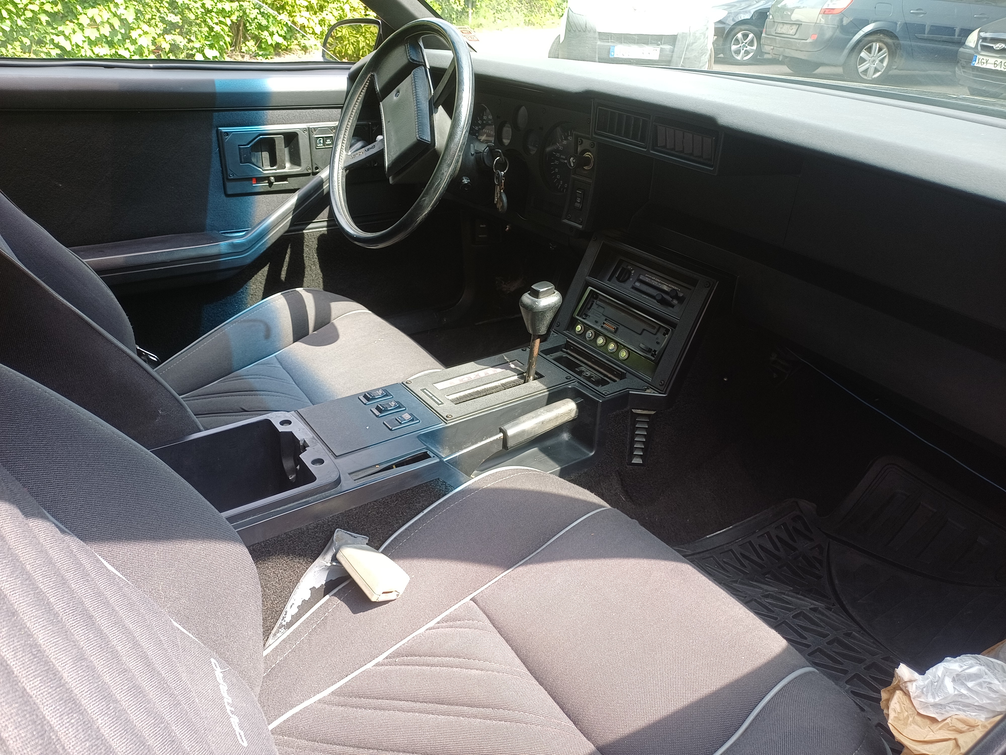 Chevrolet Camaro 2.8 V6 MFI Hydra-Matic 1989, bild 5/6