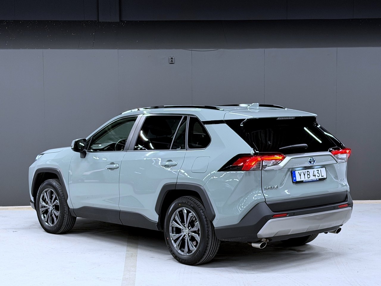 Toyota RAV4 2025, bild 2/10