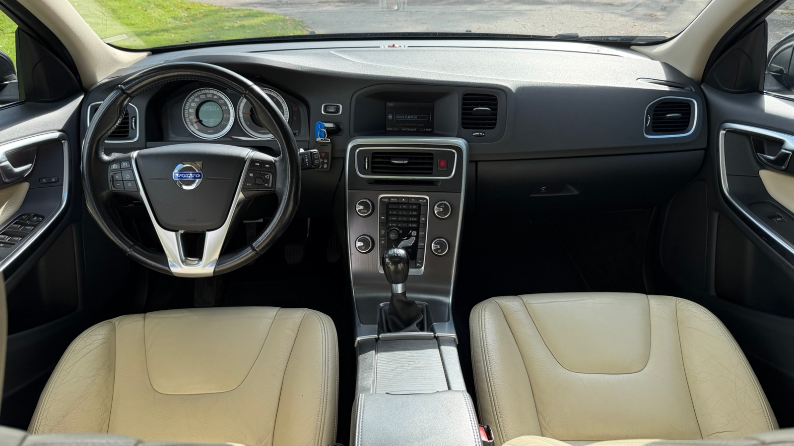 Volvo V60 D3 Manuell 2011, bild 3/4
