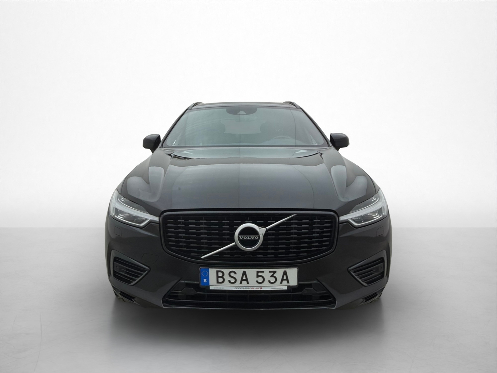 Volvo XC60 Recharge T6 AWD Geartronic 2021, bild 2/10