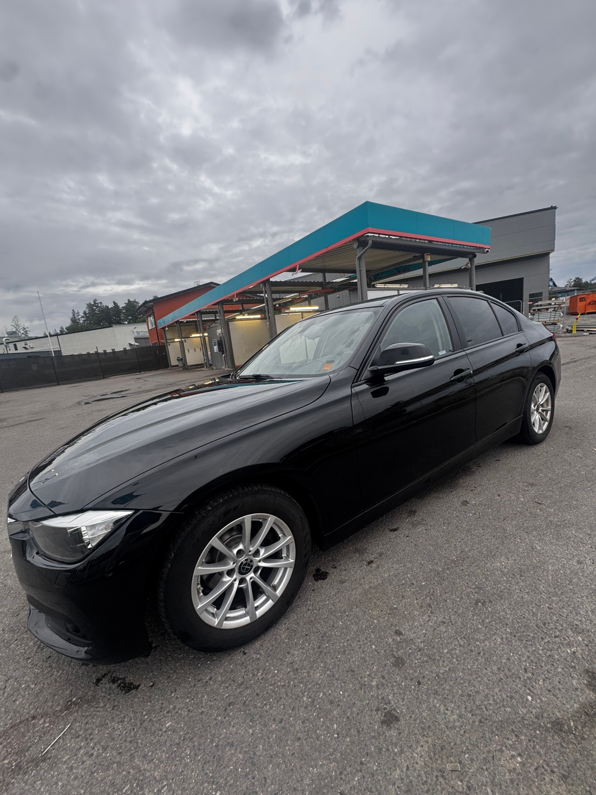 BMW 320 i Sedan Steptronic 2016, bild 8/8