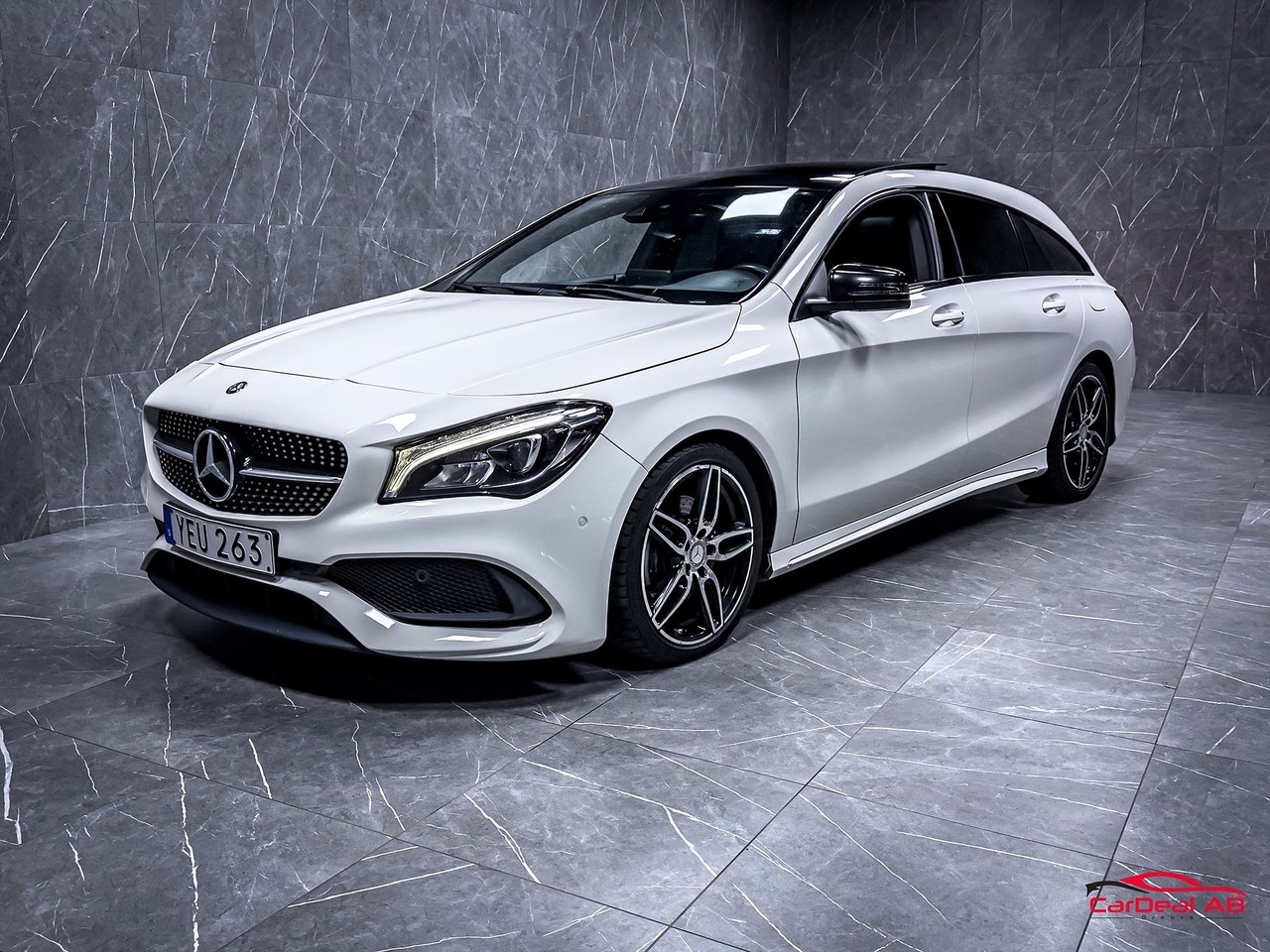 Mercedes-Benz CLA 2017, bild 3/10