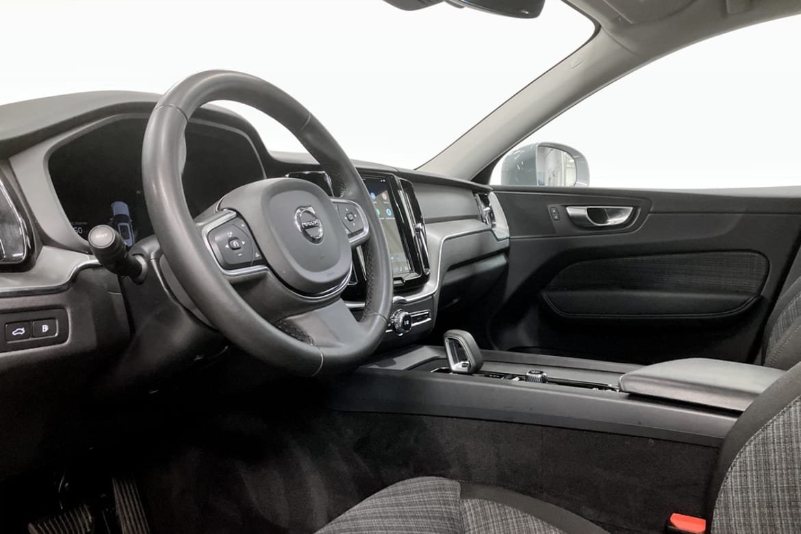 Volvo XC60 Recharge T6 II Core Edition 2024, bild 6/10