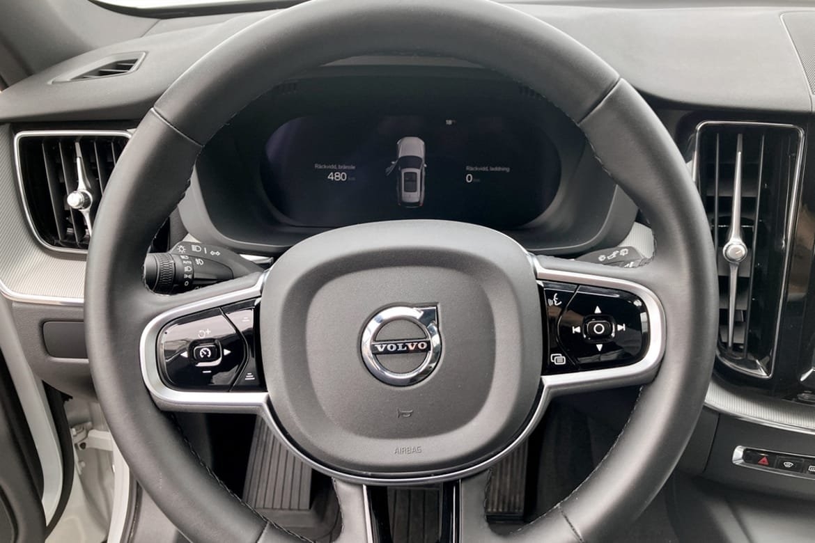 Volvo XC60 T6 Plus Dark Edition 2025, bild 7/9