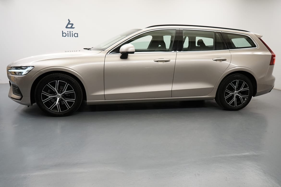 Volvo V60 B4 Bensin Core 2024, bild 2/10