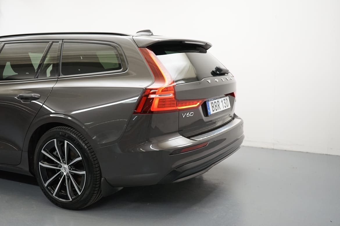 Volvo V60 T6 Plus Dark Nordic Edition 2025, bild 3/10