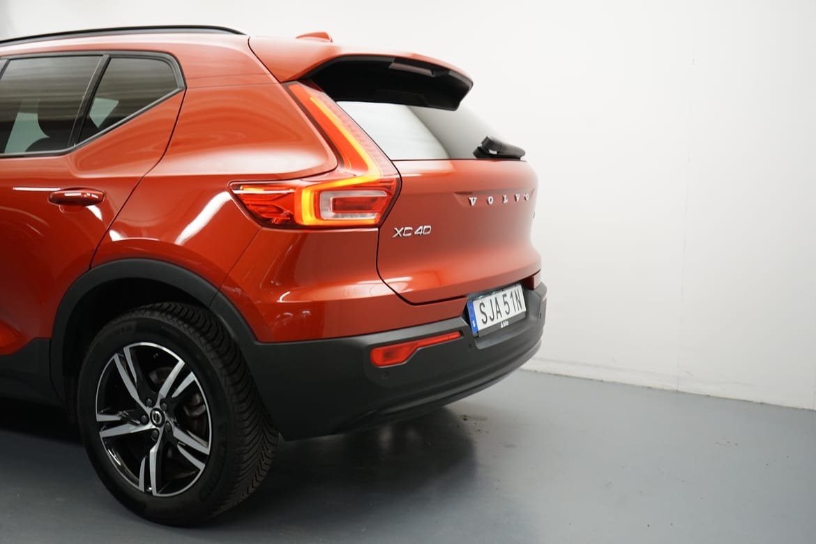 Volvo XC40 B4 FWD Bensin Plus Dark 2024, bild 3/10