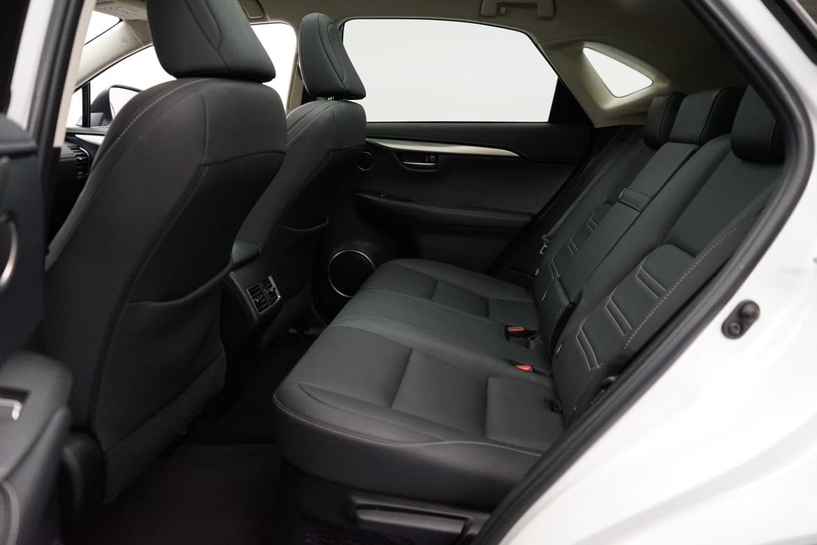 Lexus NX 300h 2019, bild 7/10