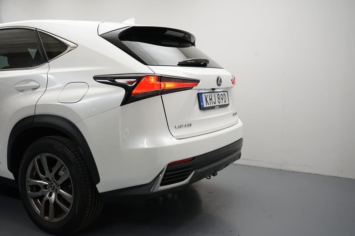Lexus NX 300h 2019, bild 3/10