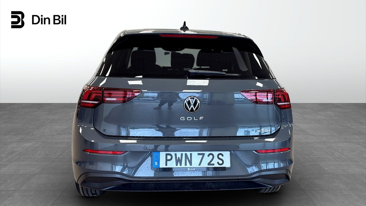 Volkswagen Golf E-TSI 2026, bild 5/10