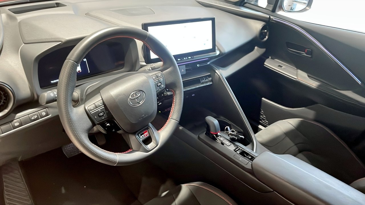 Toyota C-HR HYBRID AWD-I E-CVT, 197HK 2024, bild 7/10