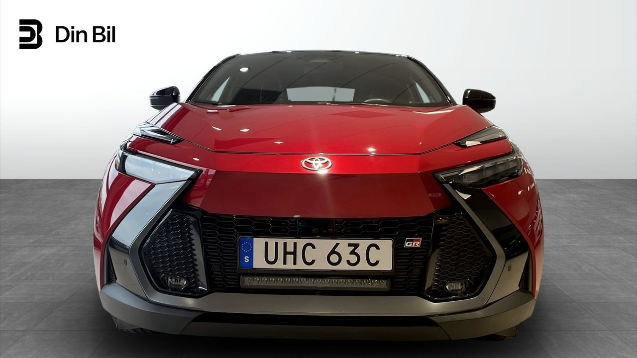 Toyota C-HR HYBRID AWD-I E-CVT, 197HK 2024, bild 4/10
